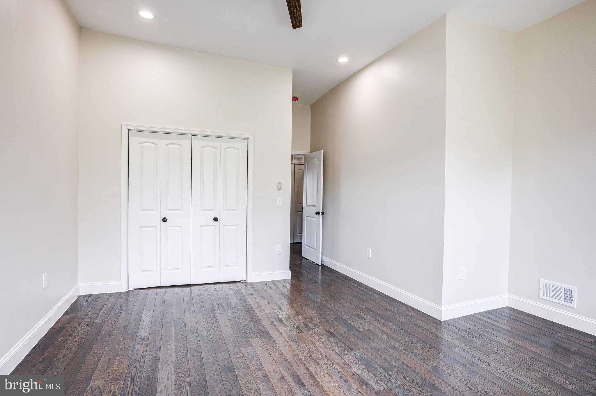RESERVOIR HILL - Residential