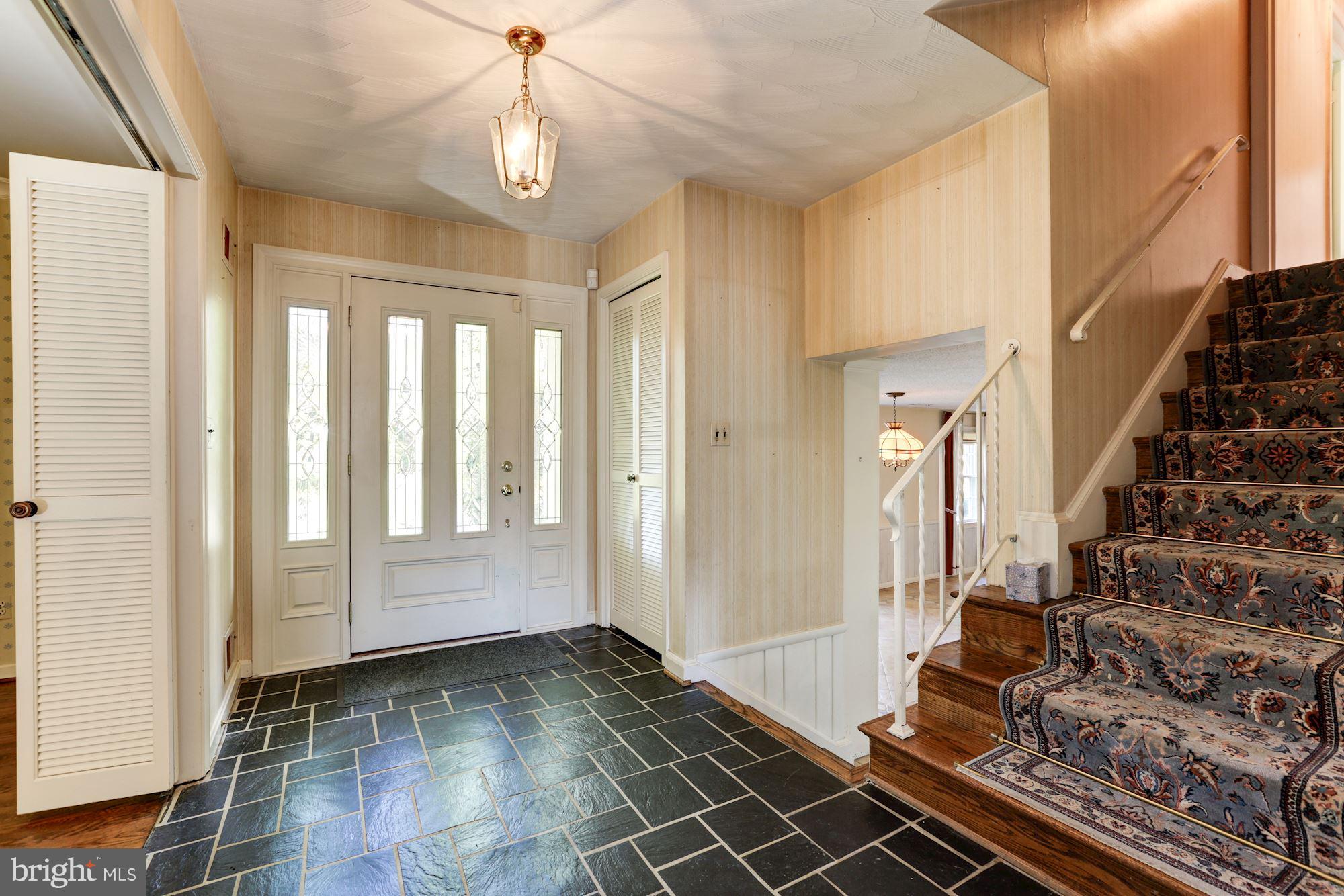 GLEN HILLS - Residential