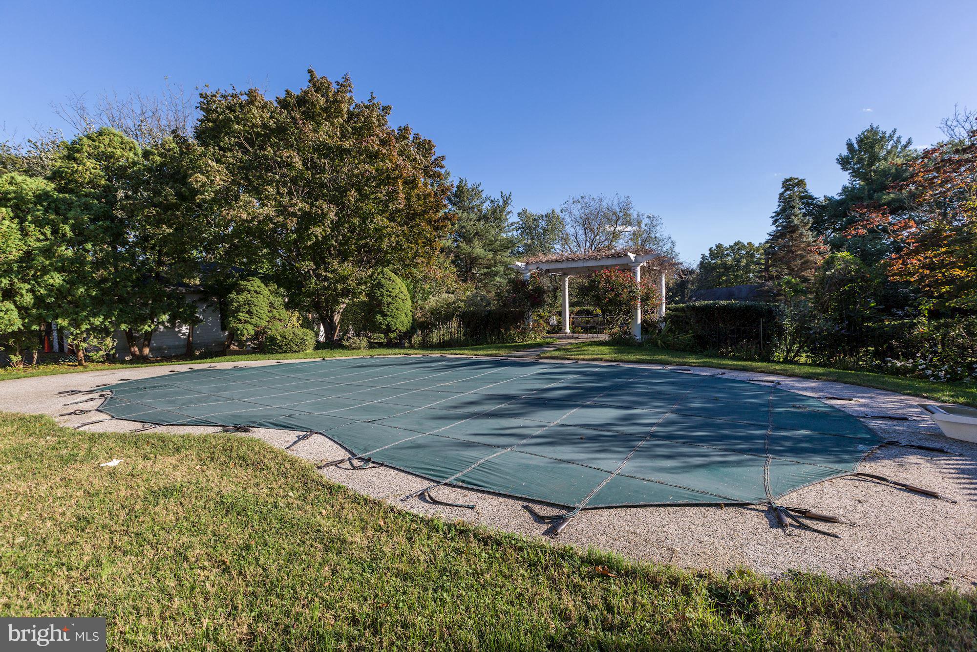 GLEN HILLS - Residential