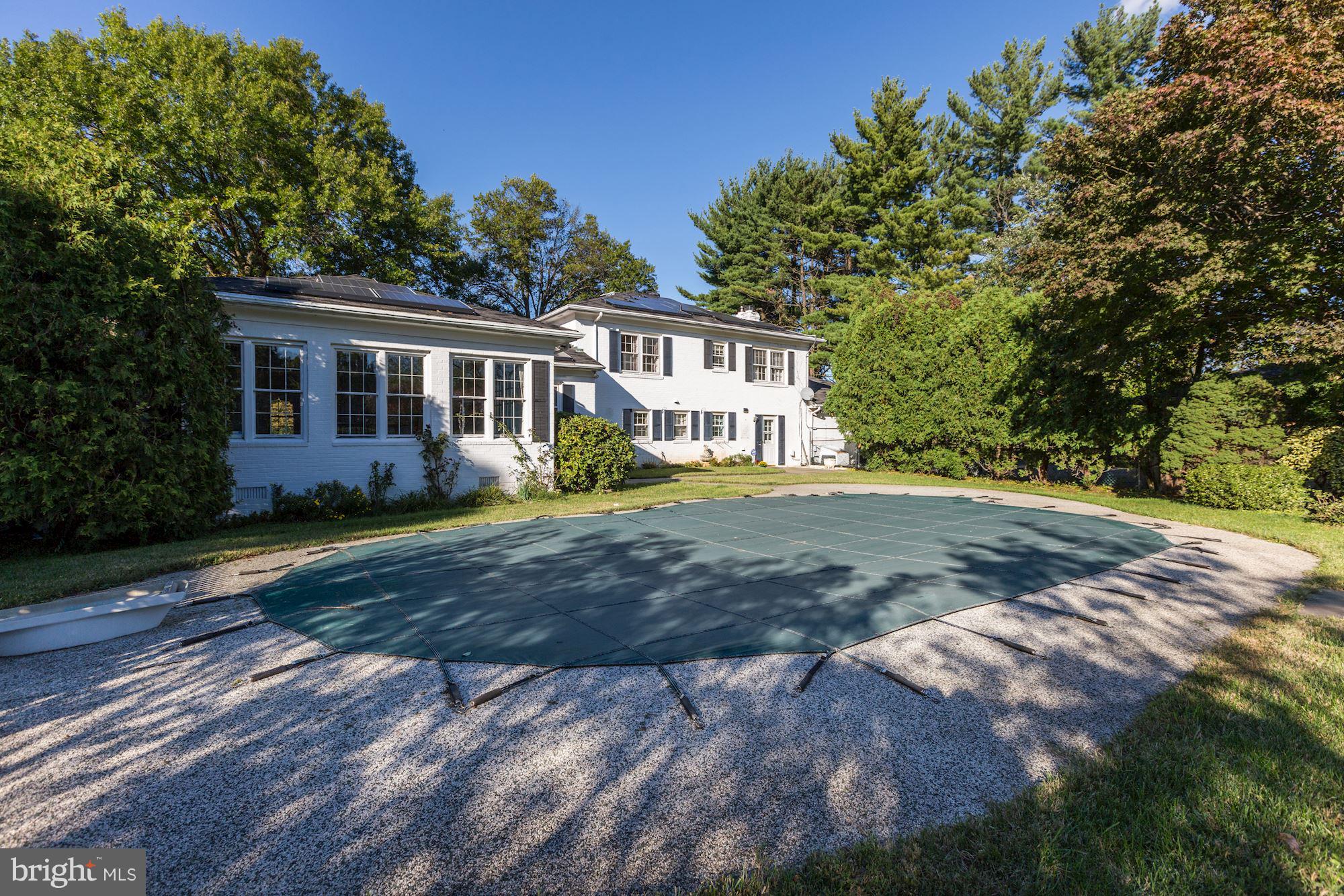 GLEN HILLS - Residential