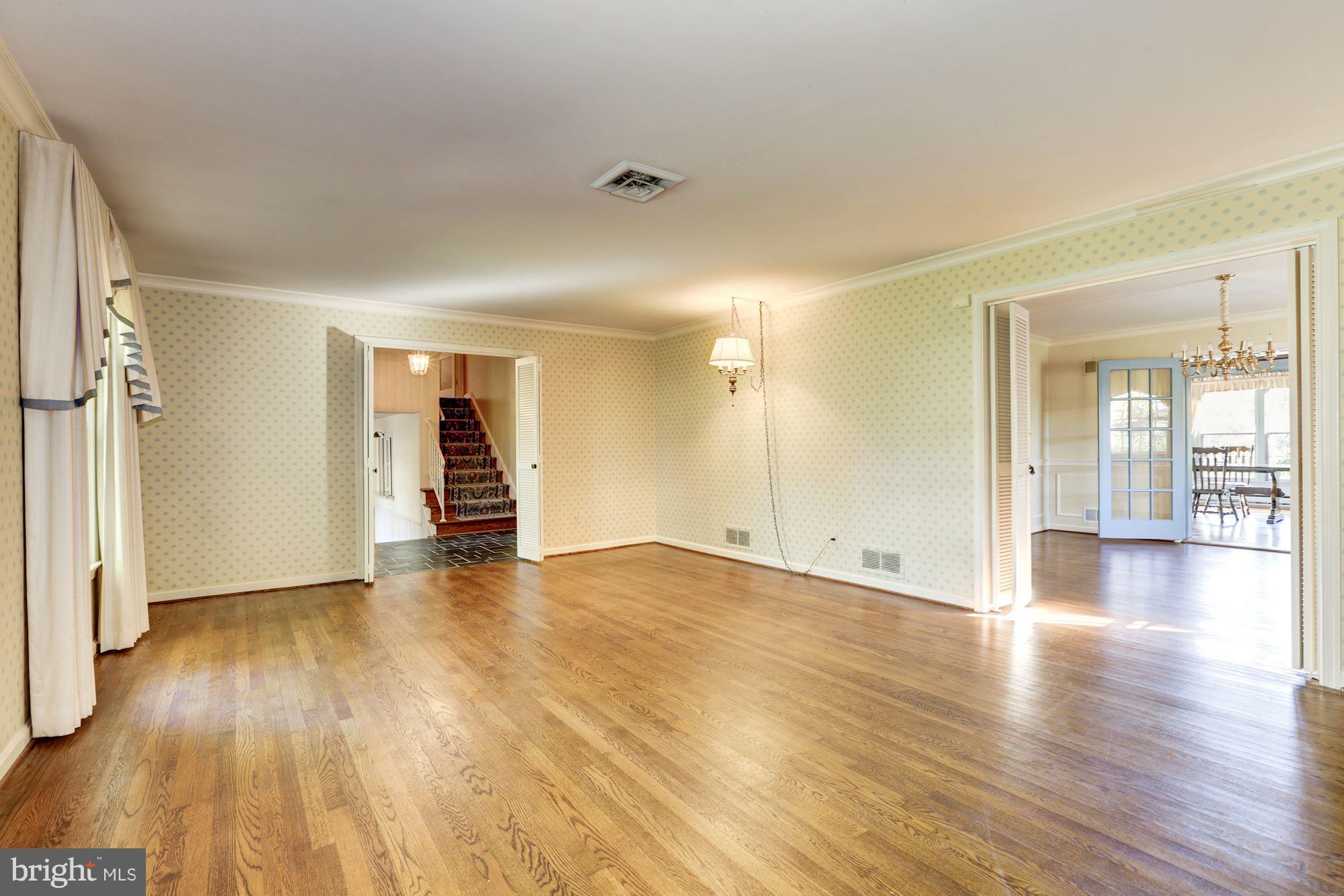 GLEN HILLS - Residential