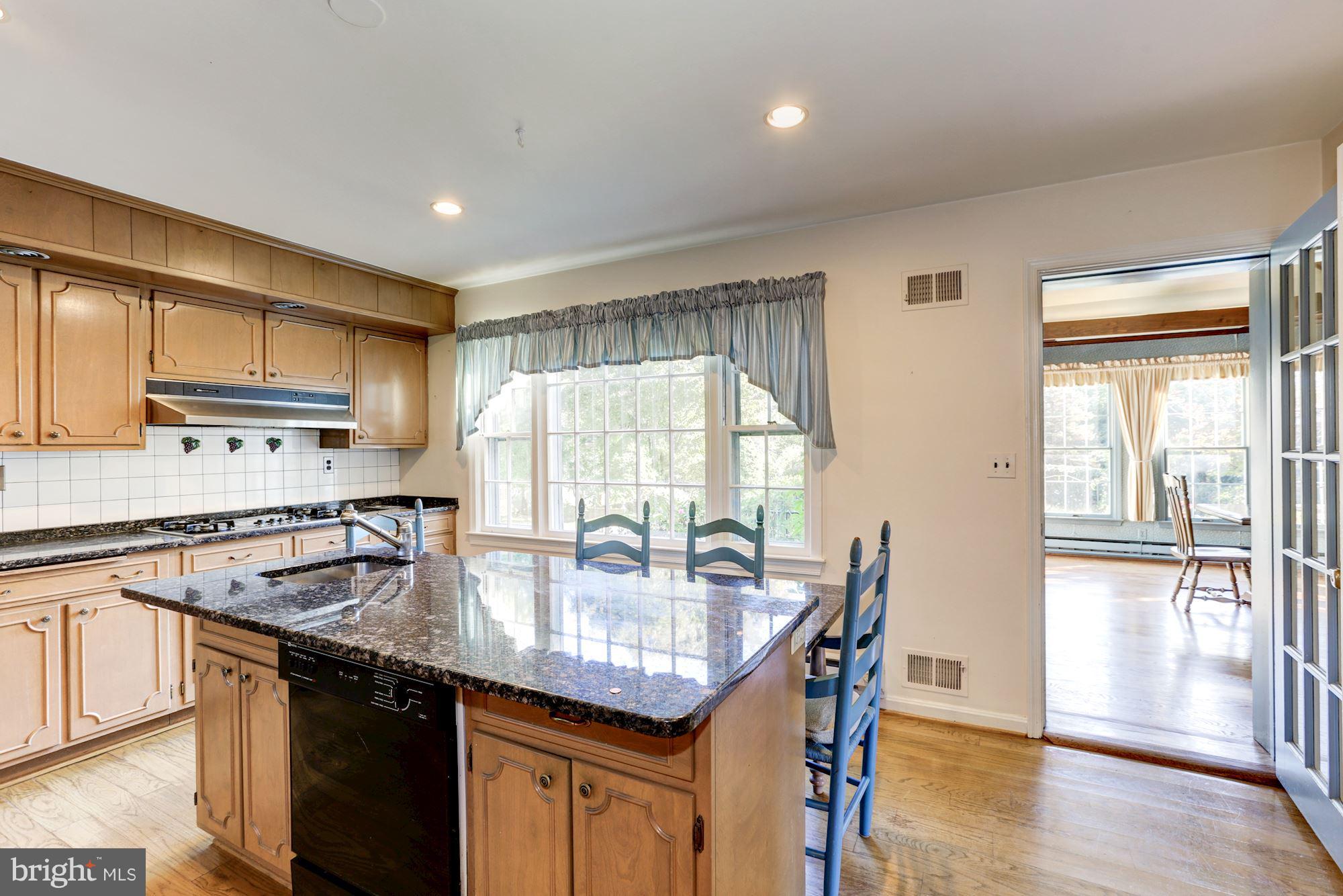 GLEN HILLS - Residential