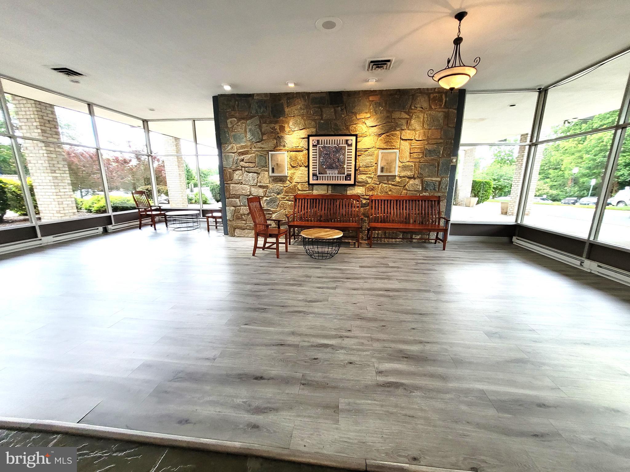 BARCROFT HILLS - Residential