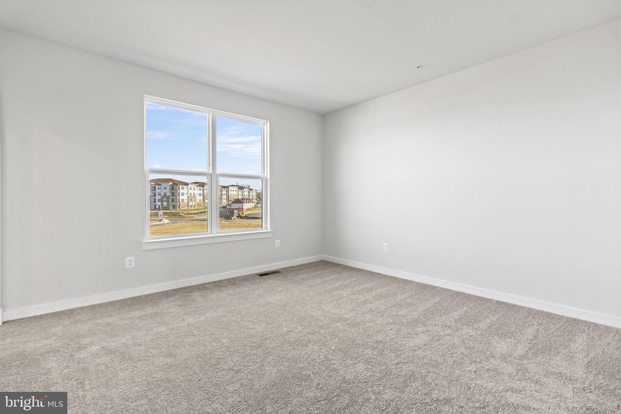 SOUTHLAKE - Residential