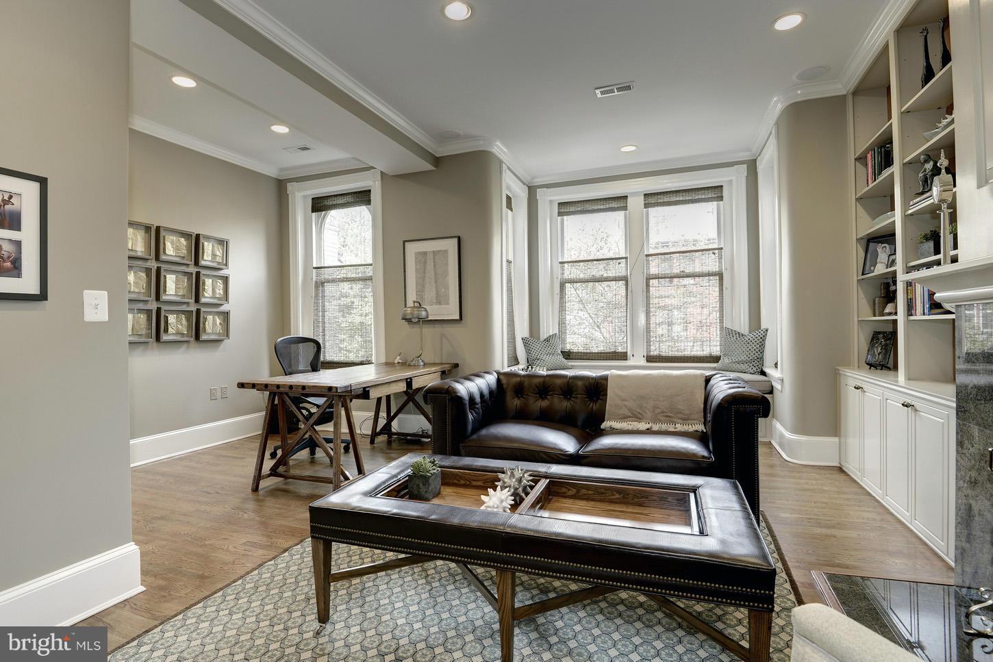 DUPONT CIRCLE - Residential