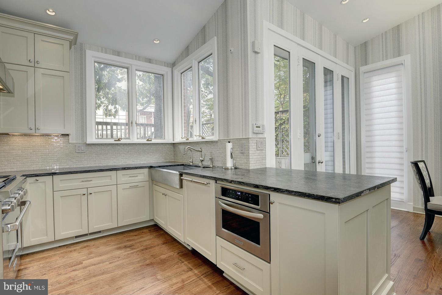 DUPONT CIRCLE - Residential