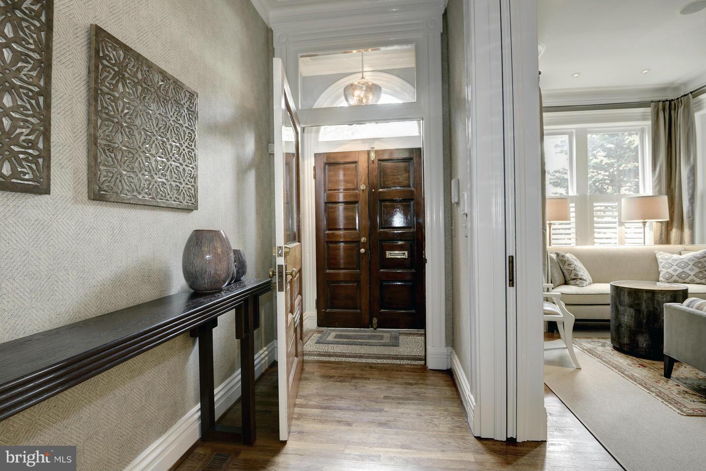 DUPONT CIRCLE - Residential