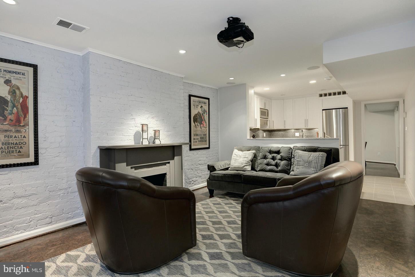 DUPONT CIRCLE - Residential