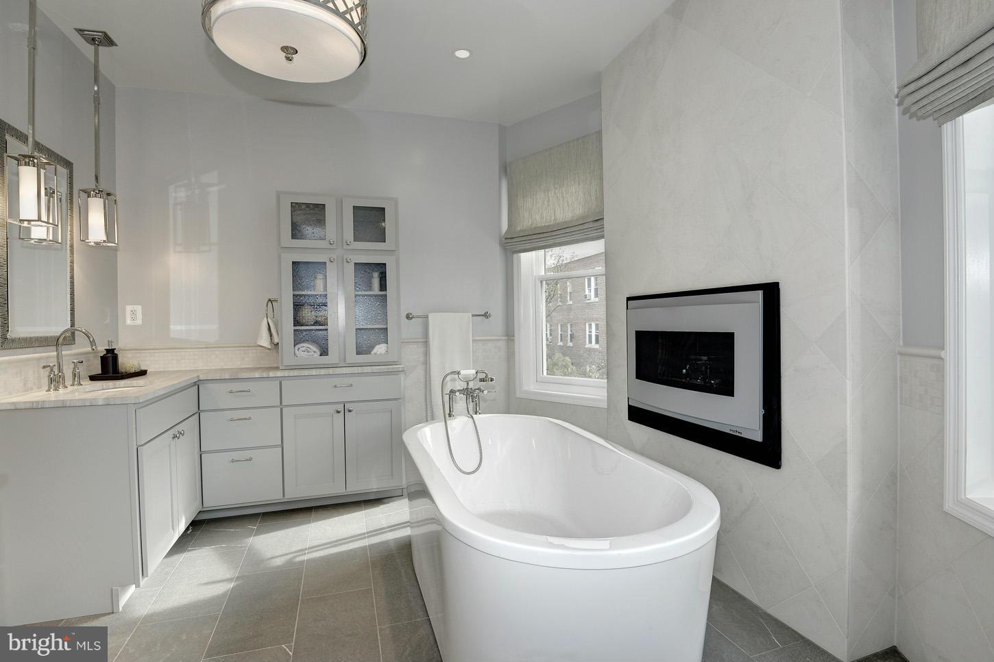 DUPONT CIRCLE - Residential