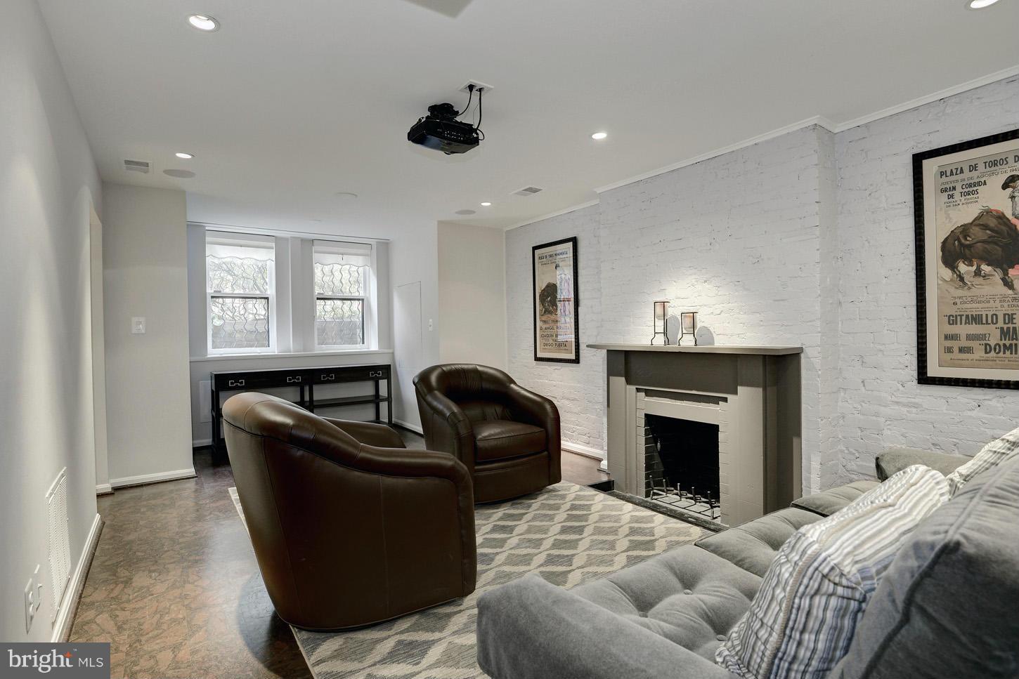 DUPONT CIRCLE - Residential