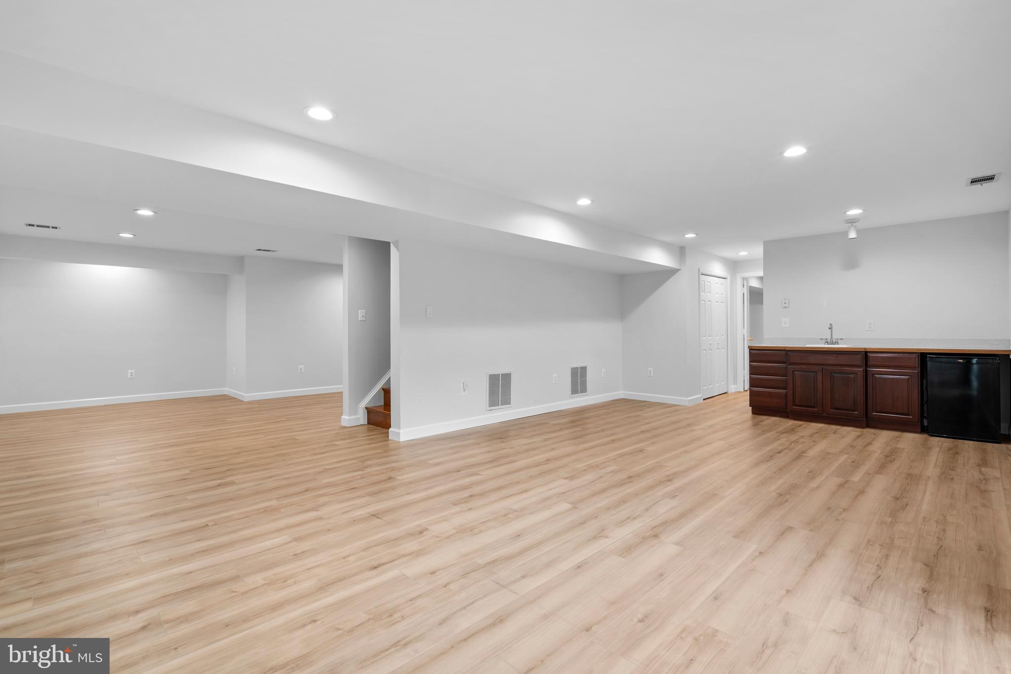 WALNEY ESTATES - Residential