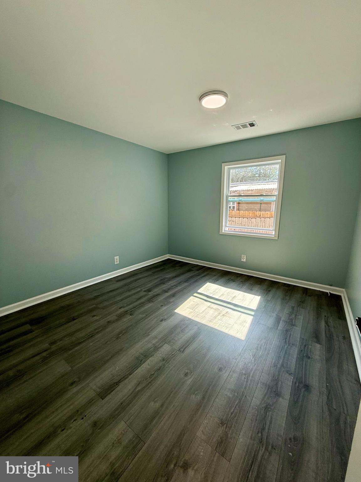 LYONS CREEK MOBILE ESTATES - Residential