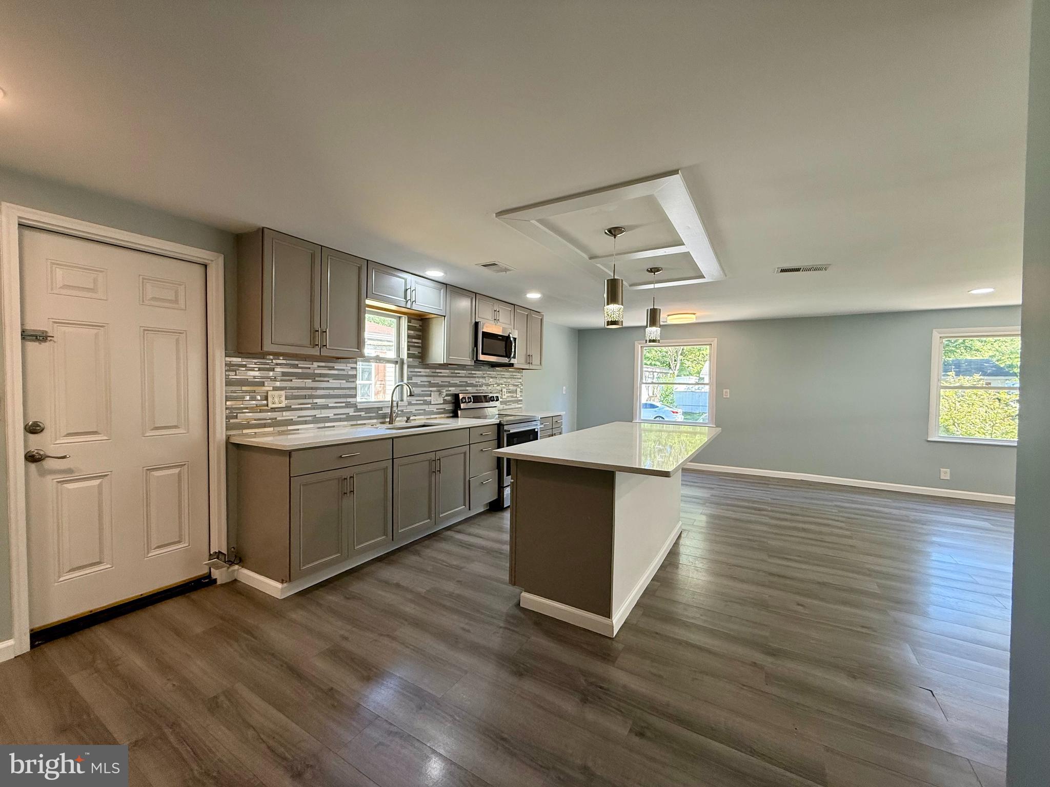 LYONS CREEK MOBILE ESTATES - Residential