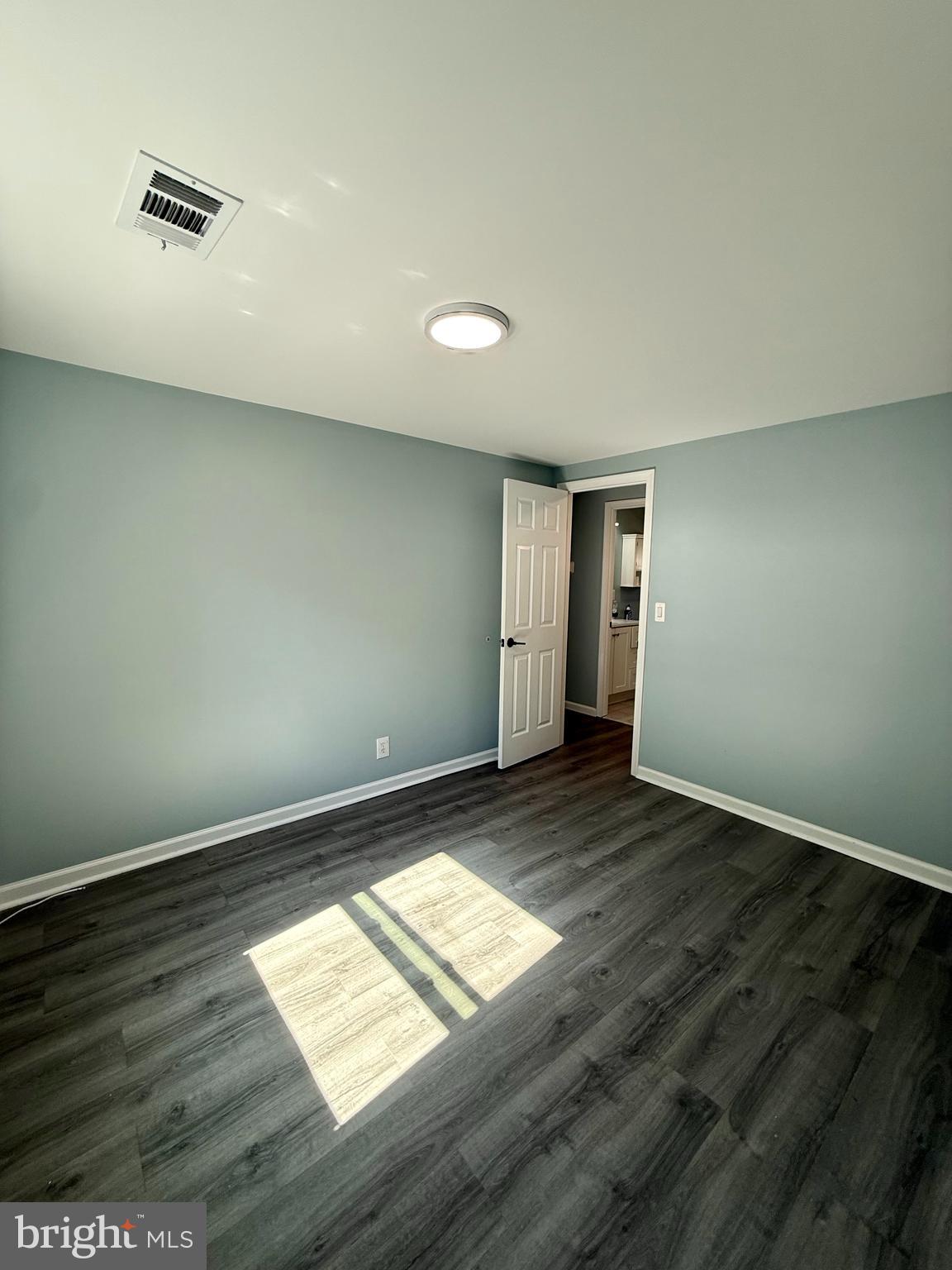 LYONS CREEK MOBILE ESTATES - Residential