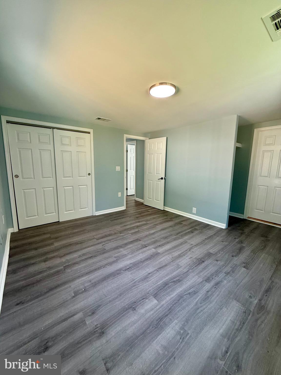LYONS CREEK MOBILE ESTATES - Residential