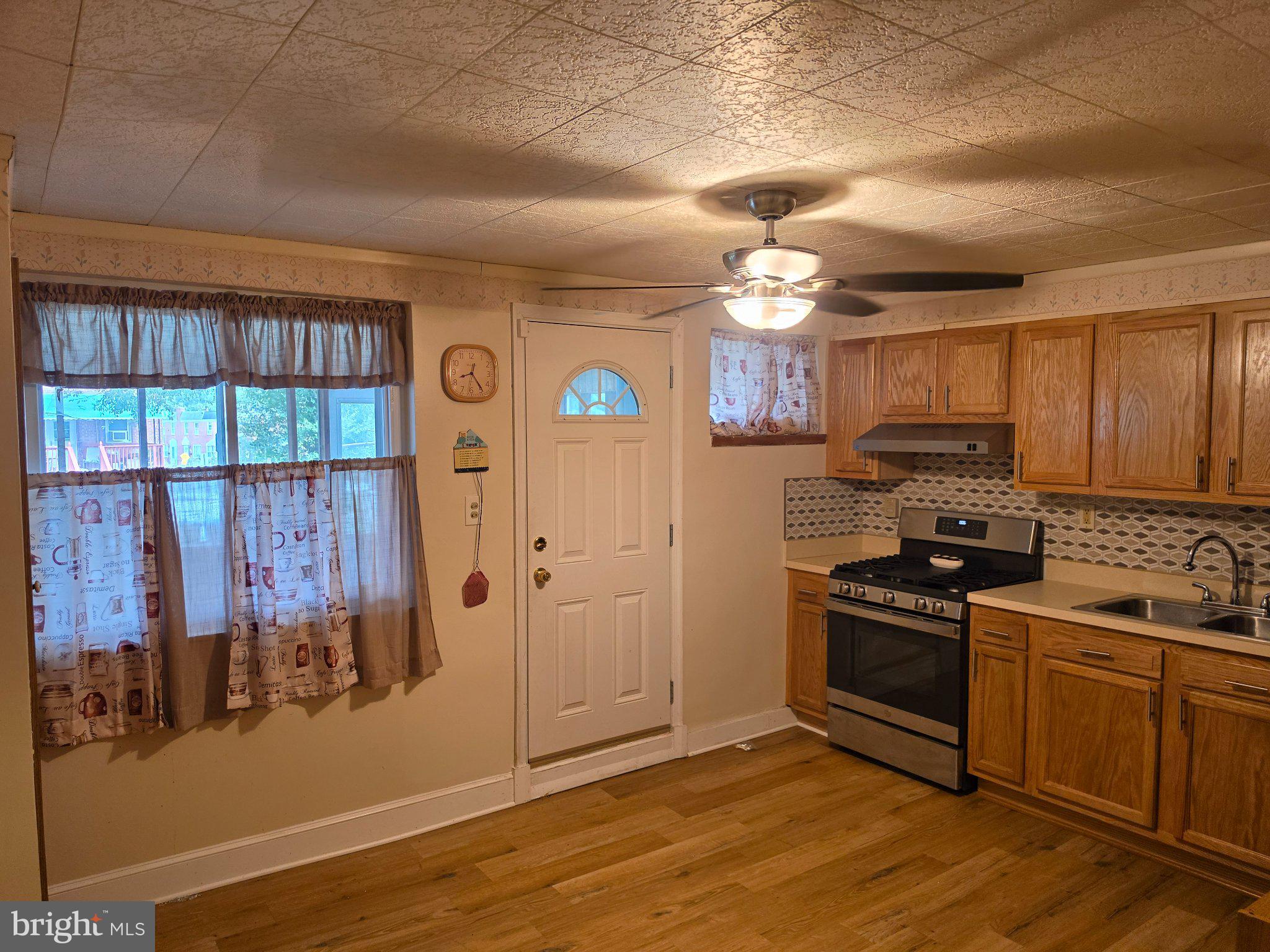 YALE HEIGHTS - Residential