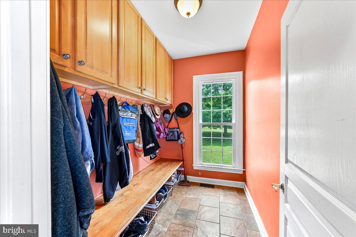 BROOKSIDE - Residential