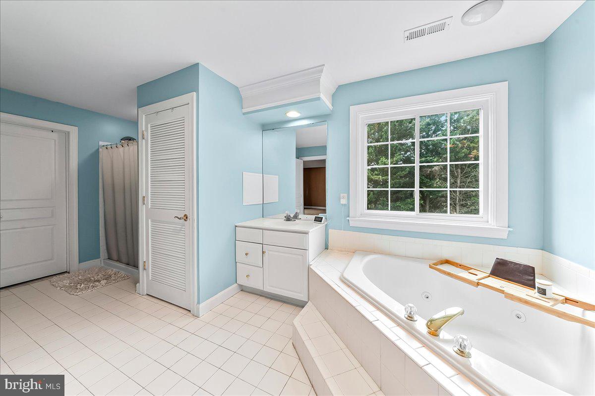 BROOKSIDE - Residential