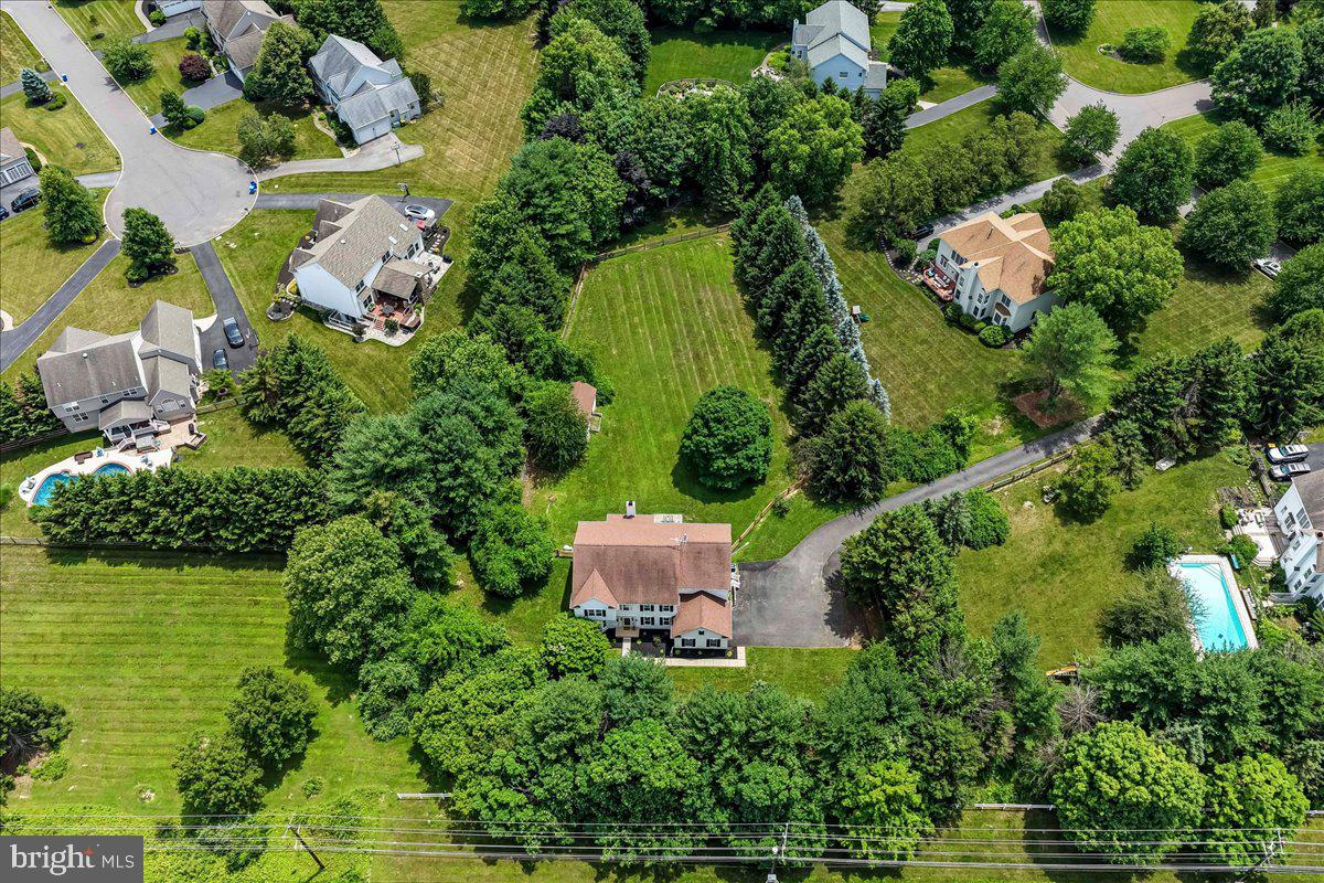 BROOKSIDE - Residential