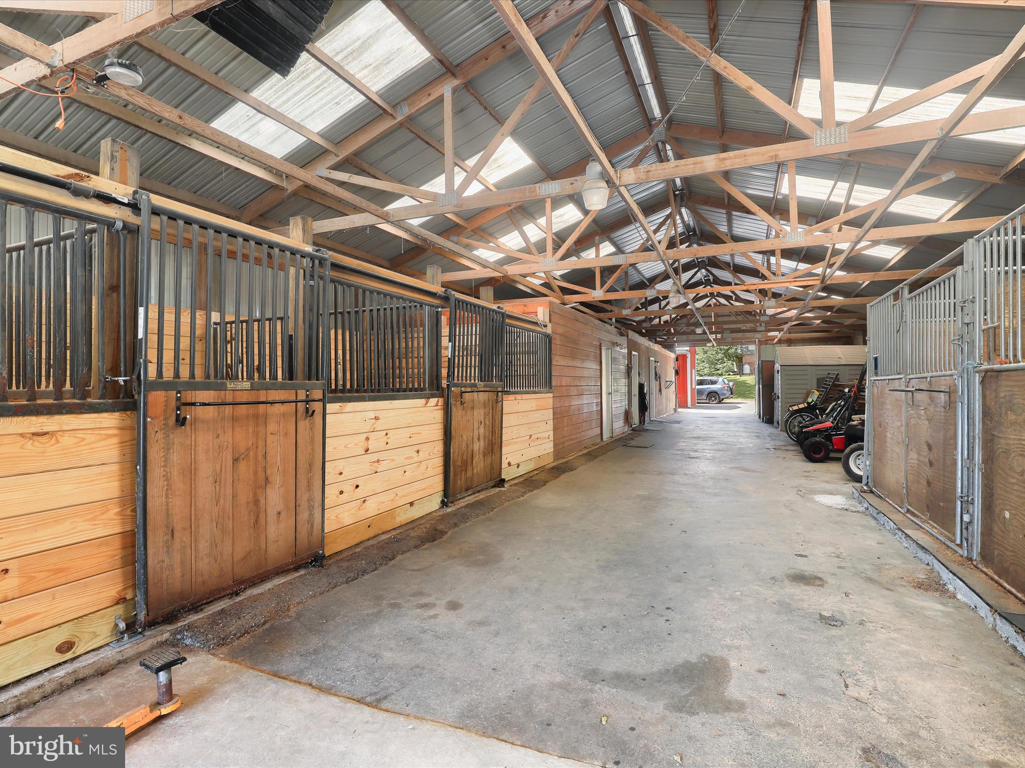 DAMASCUS OUTSIDE - Residential