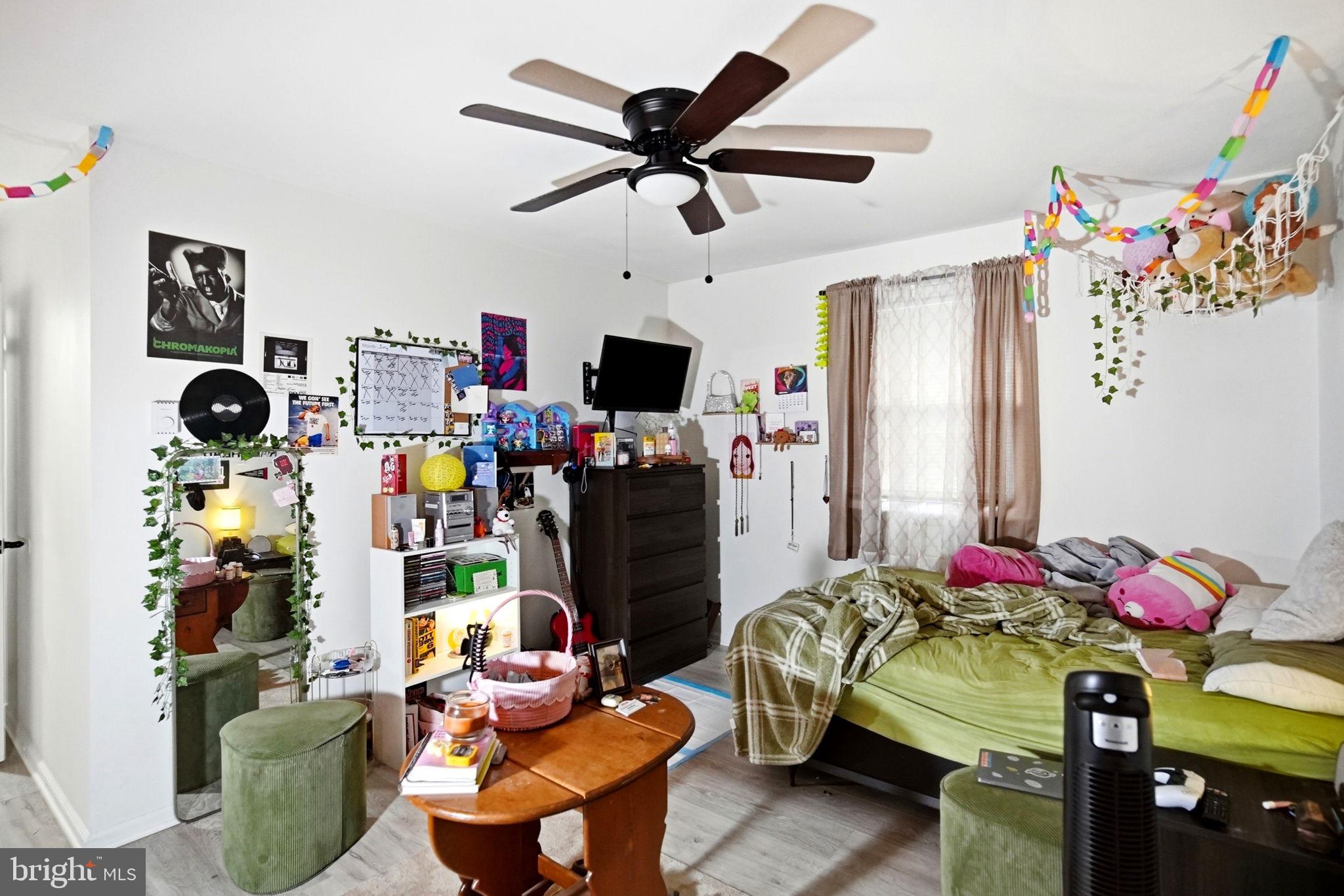 COLLEGE VIEW ESTATES - Residential