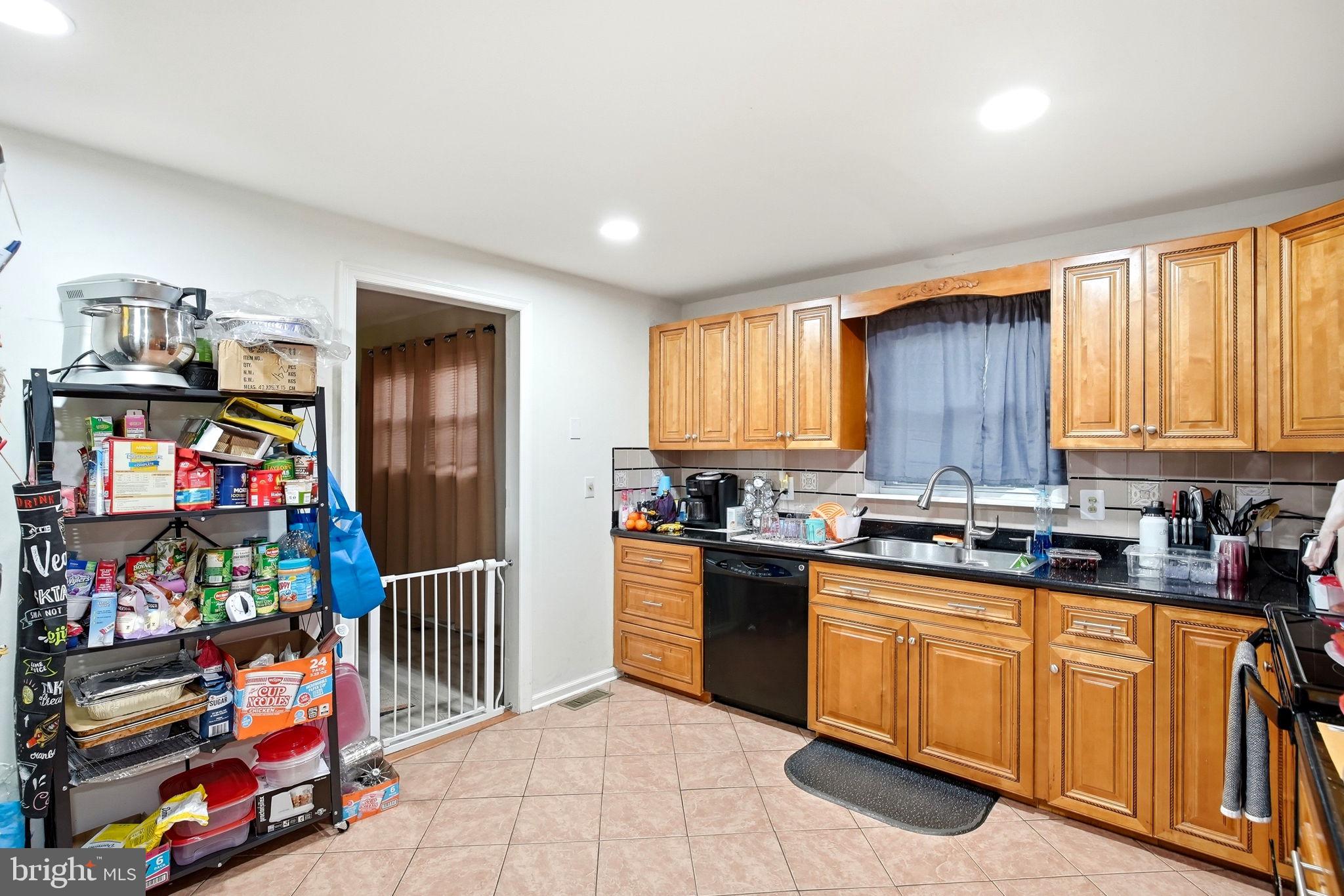 COLLEGE VIEW ESTATES - Residential