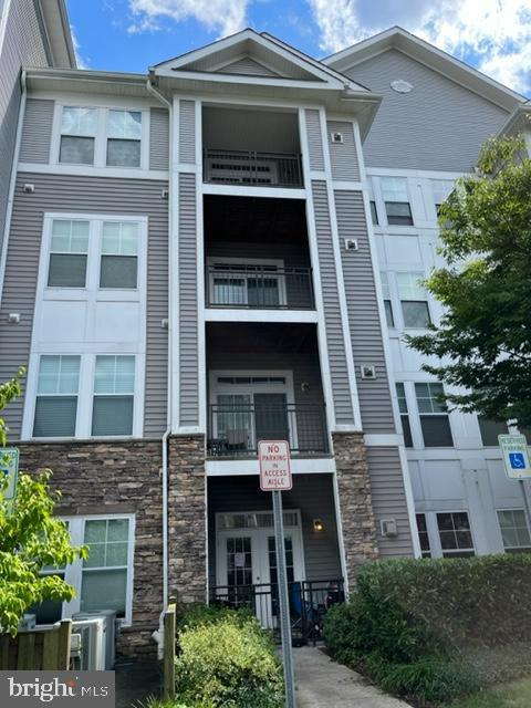 THE ADDISON AT ST PAUL - Residential
