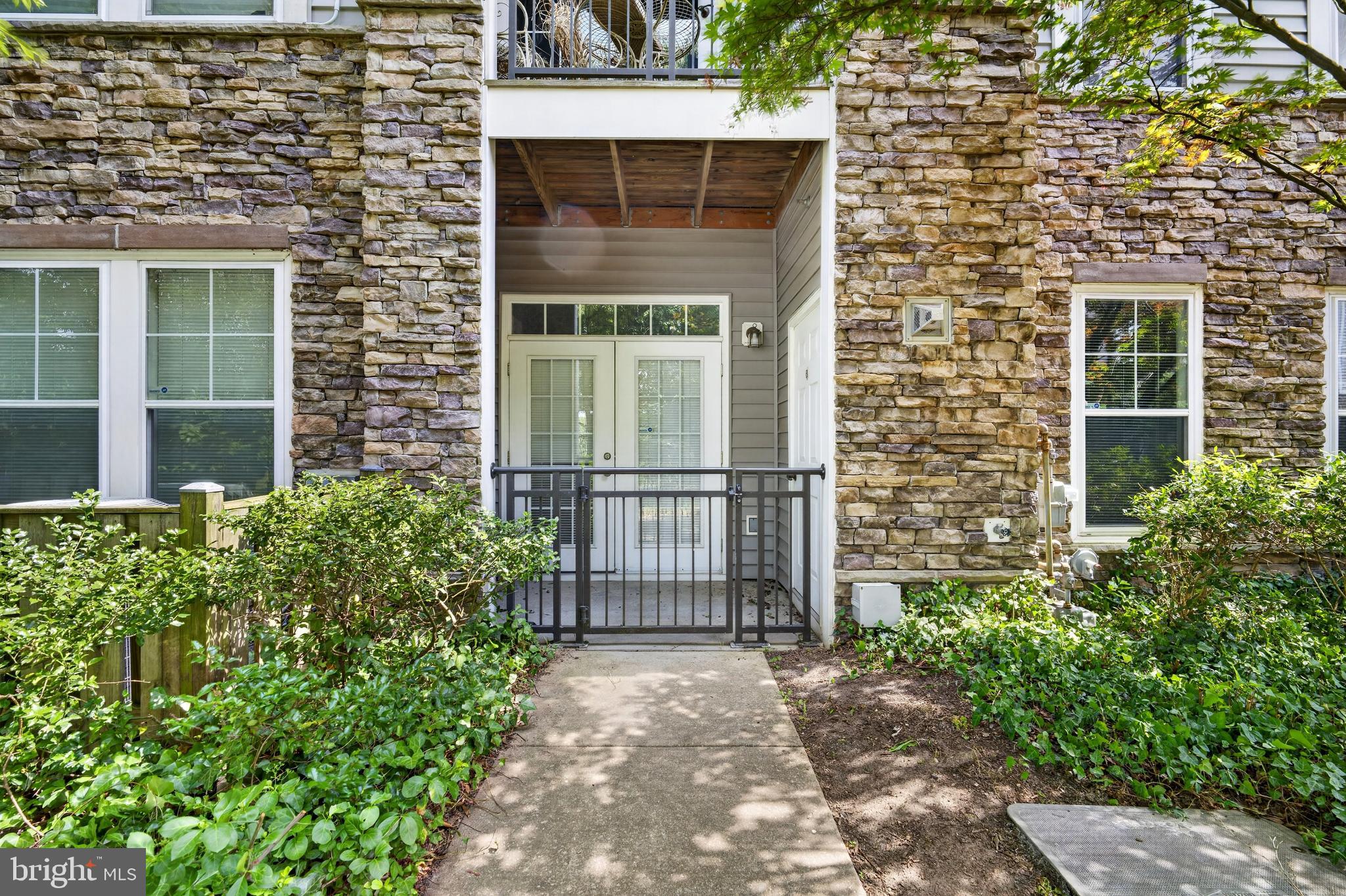 THE ADDISON AT ST PAUL - Residential