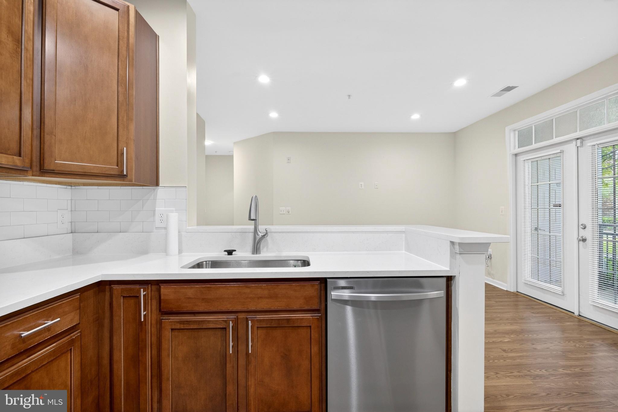 THE ADDISON AT ST PAUL - Residential