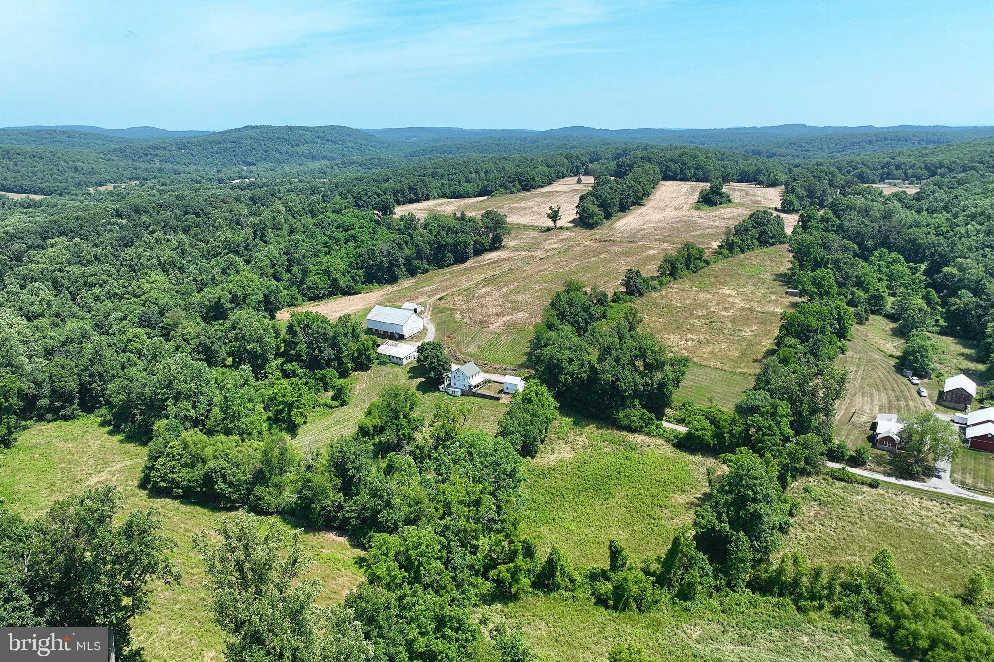 ANDERSONTOWN - Farm
