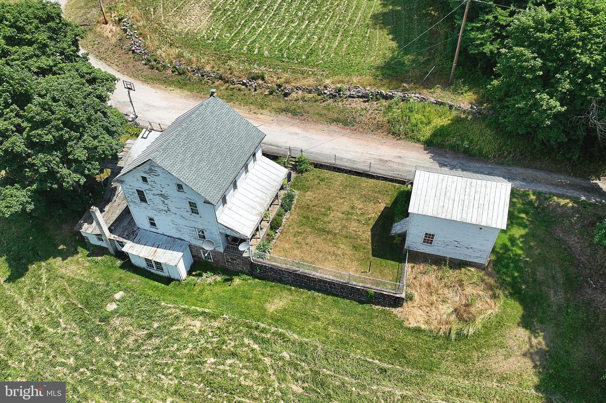ANDERSONTOWN - Farm