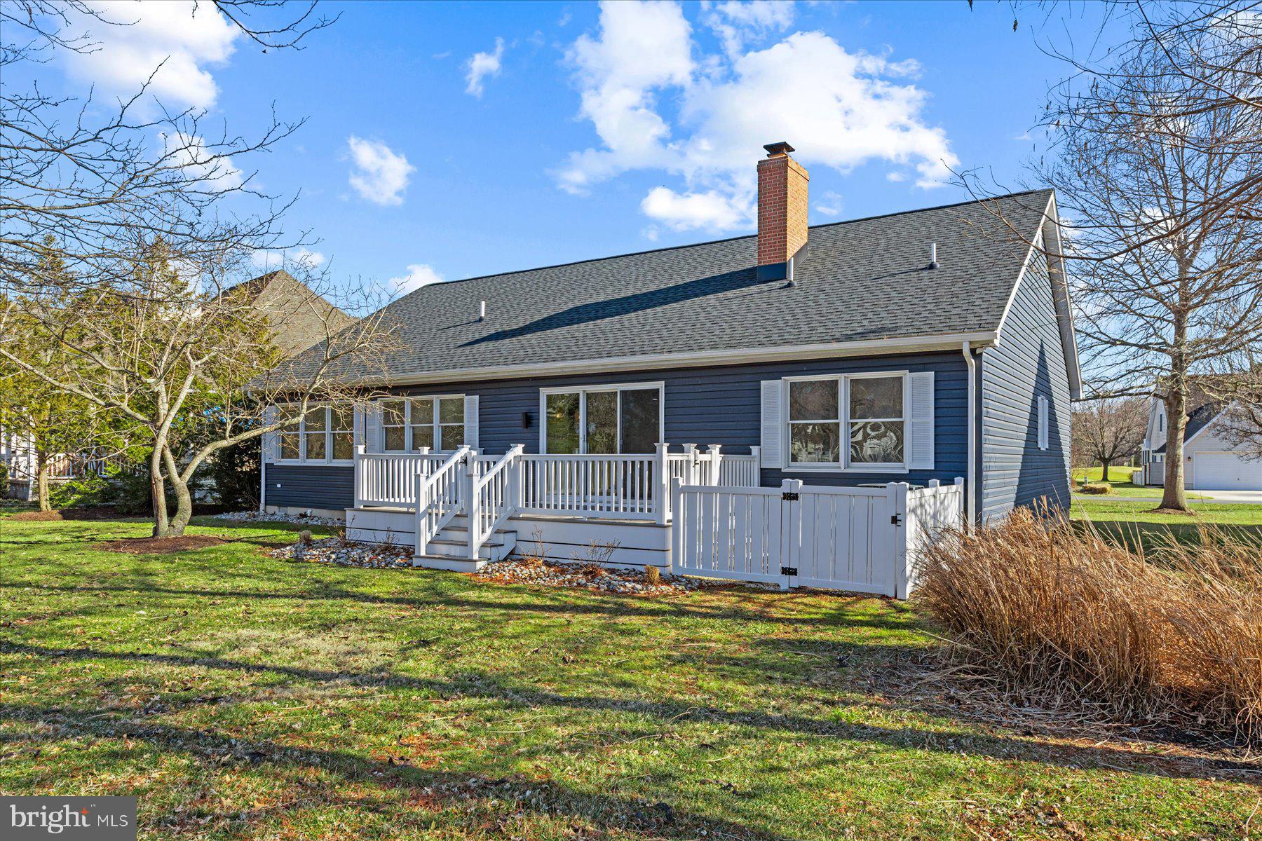 SALT POND - Residential