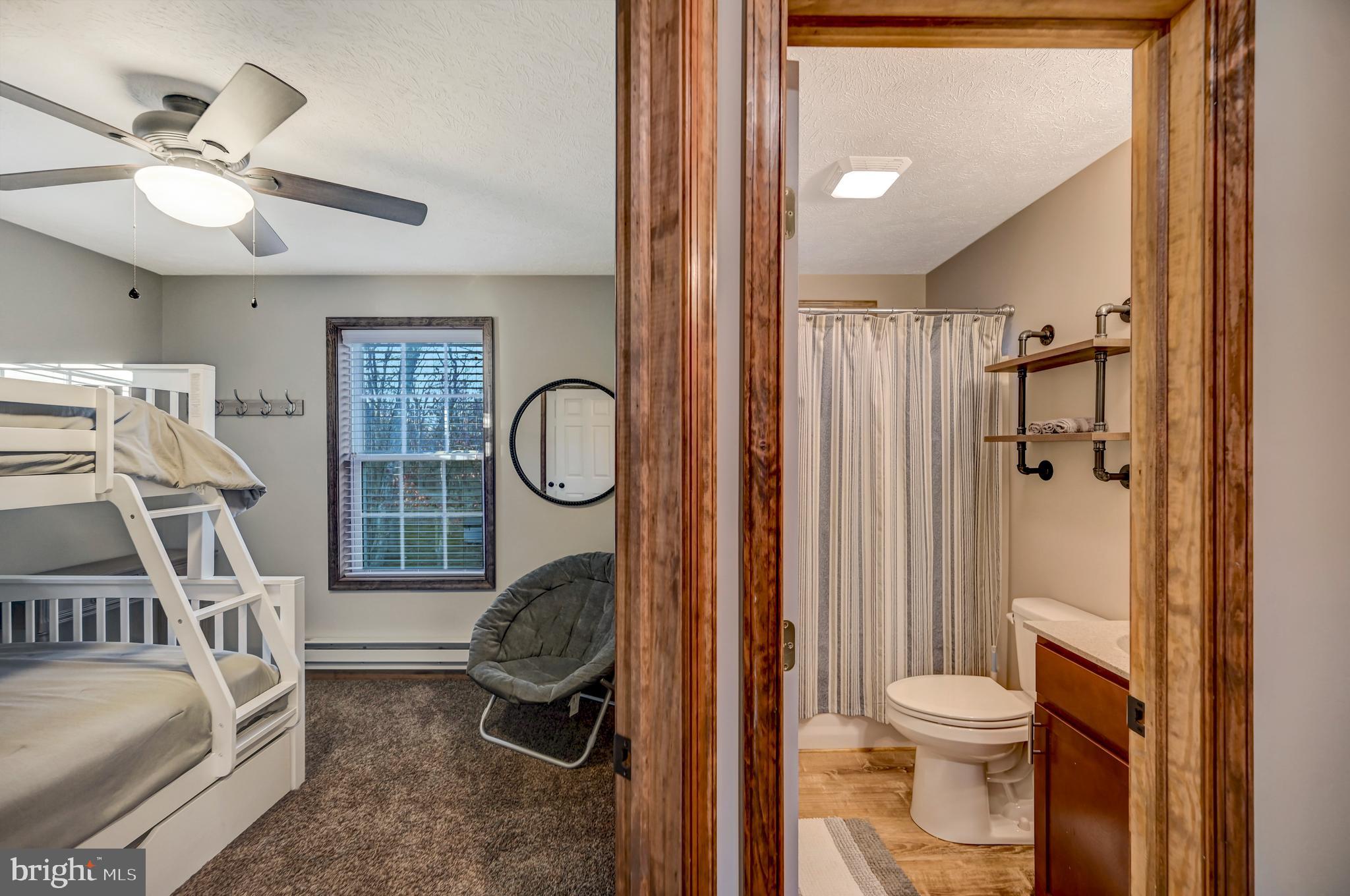 TOWAMENSING TRAILS - Residential