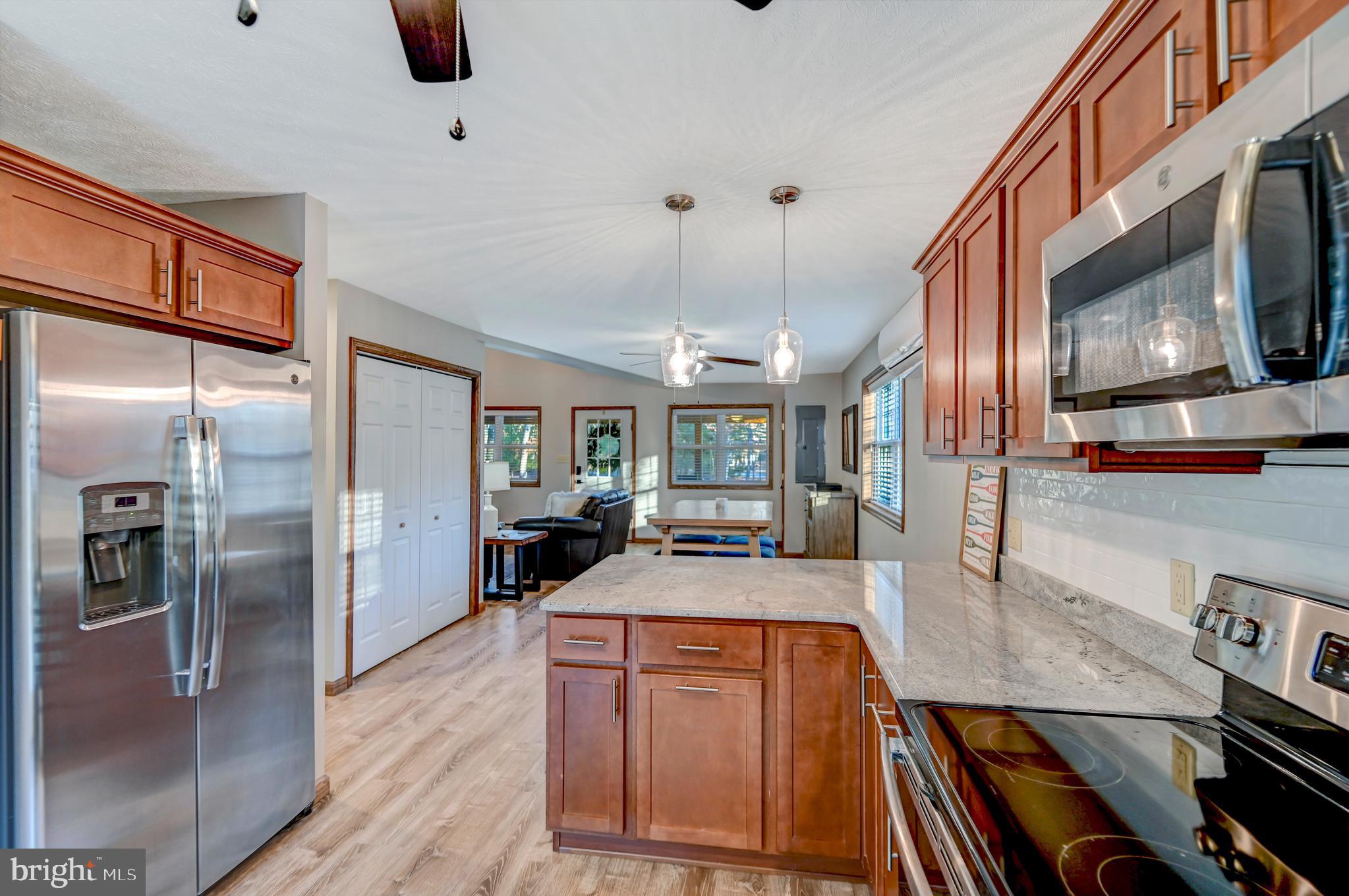 TOWAMENSING TRAILS - Residential