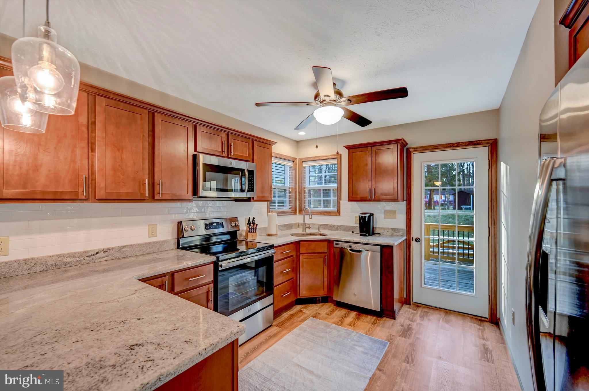 TOWAMENSING TRAILS - Residential