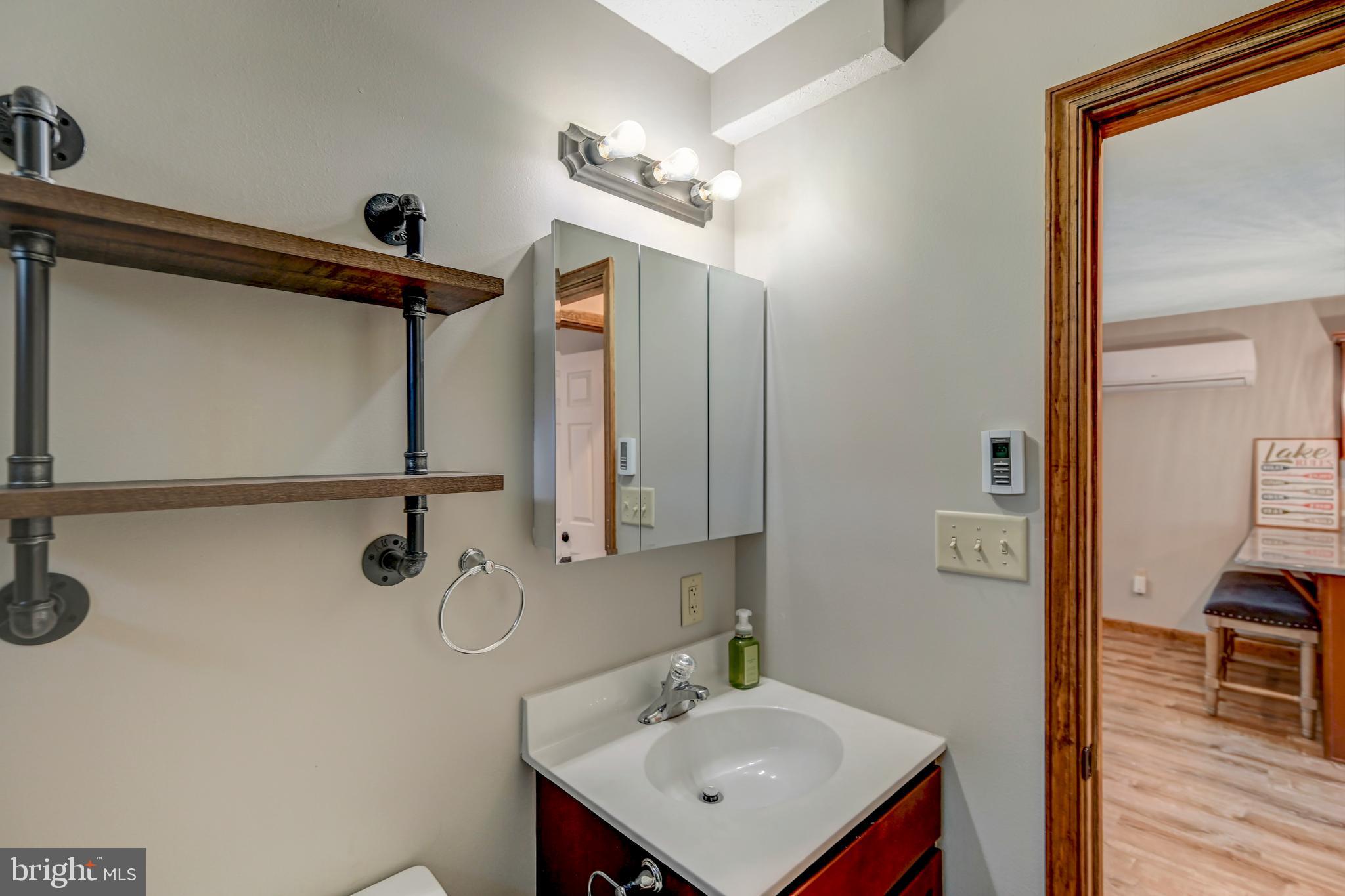 TOWAMENSING TRAILS - Residential