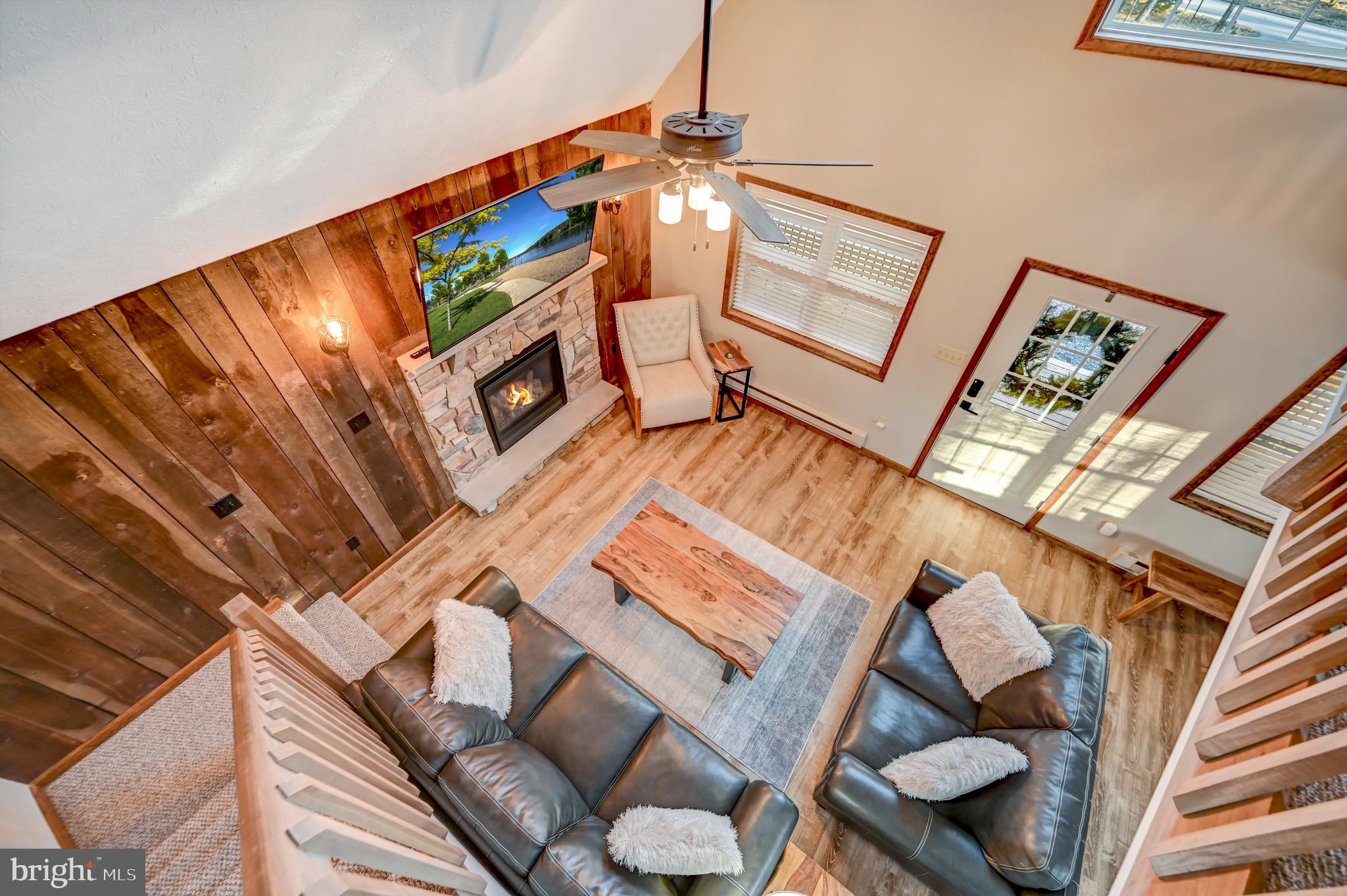 TOWAMENSING TRAILS - Residential
