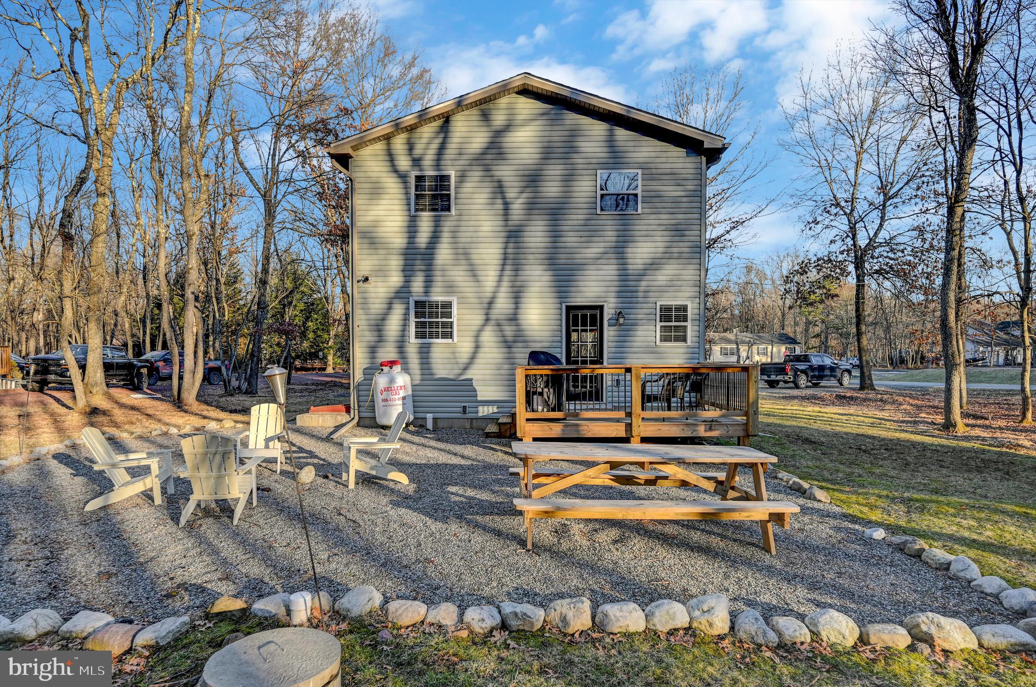 TOWAMENSING TRAILS - Residential