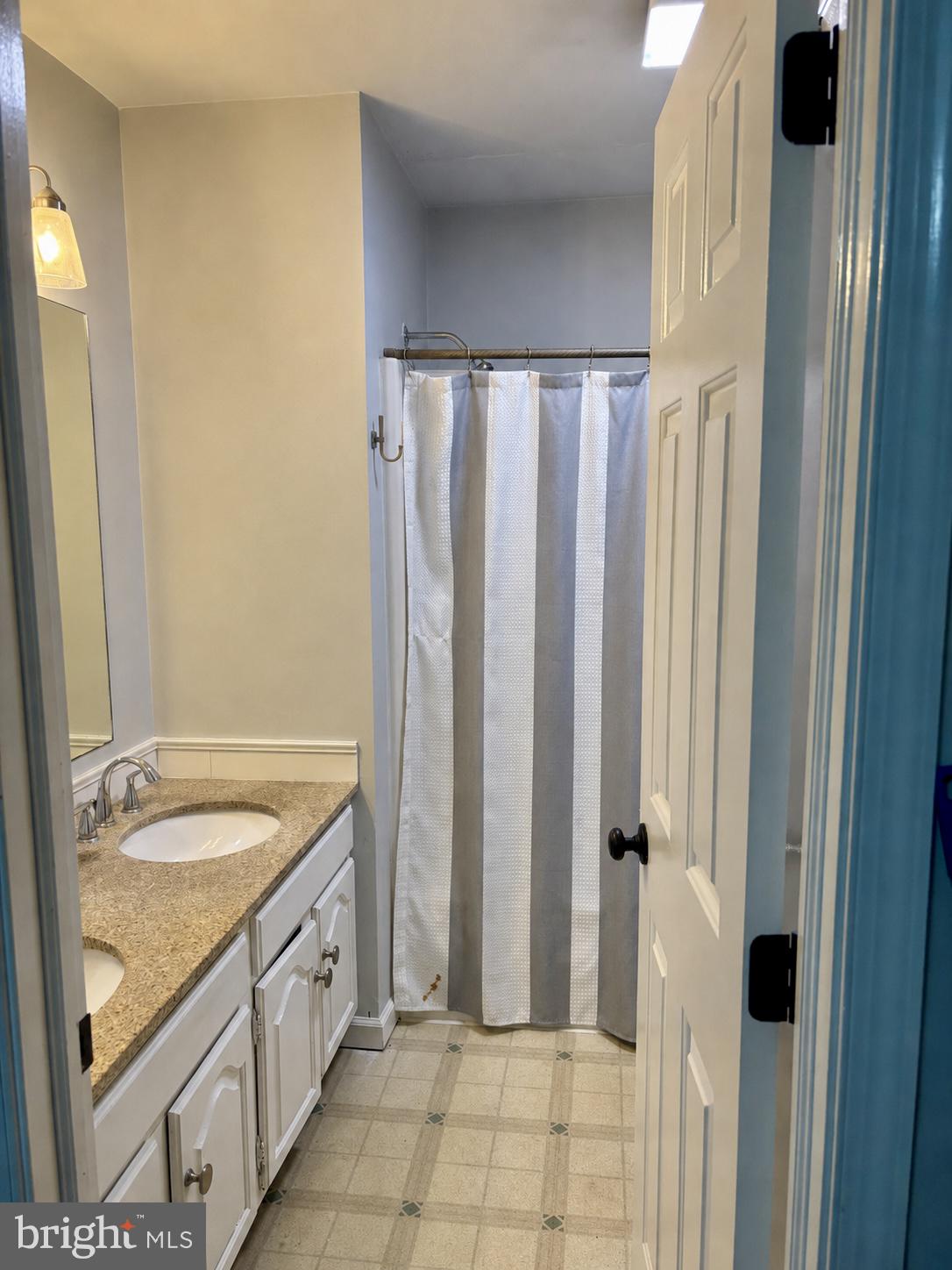 ENGLEWOOD - Residential