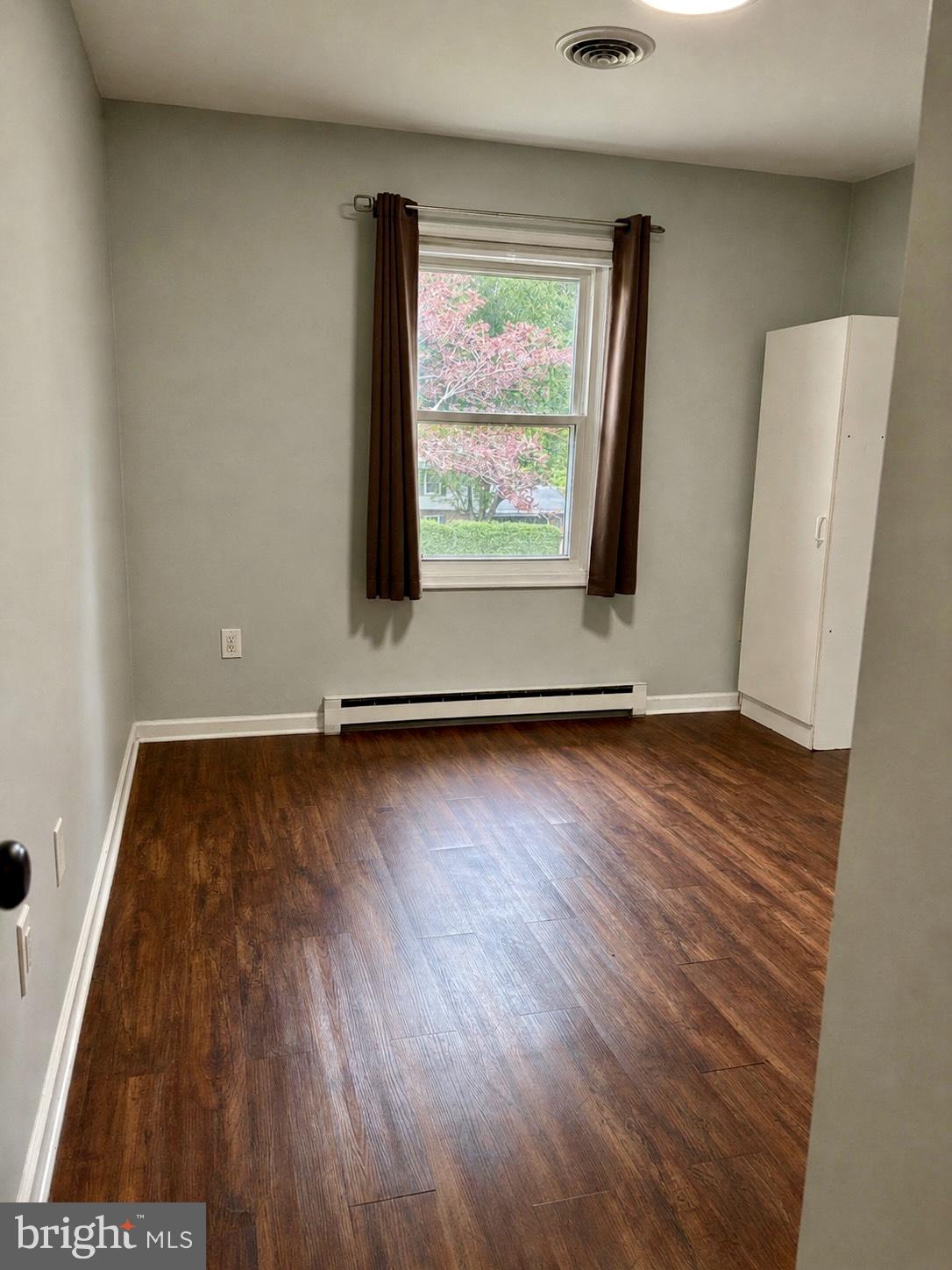 ENGLEWOOD - Residential