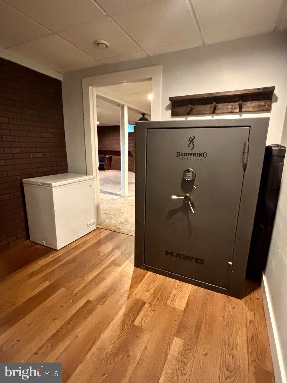 ENGLEWOOD - Residential
