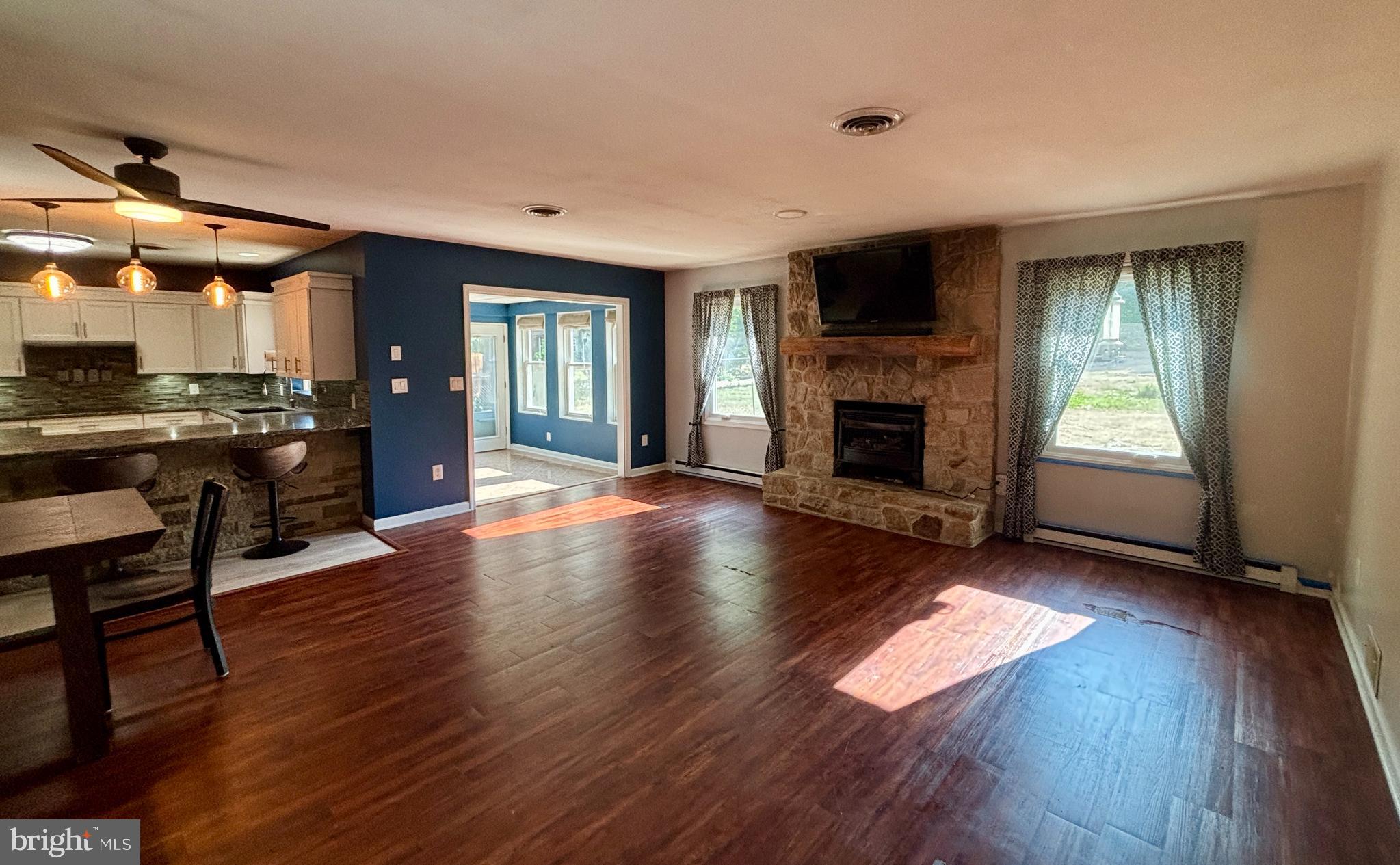 ENGLEWOOD - Residential