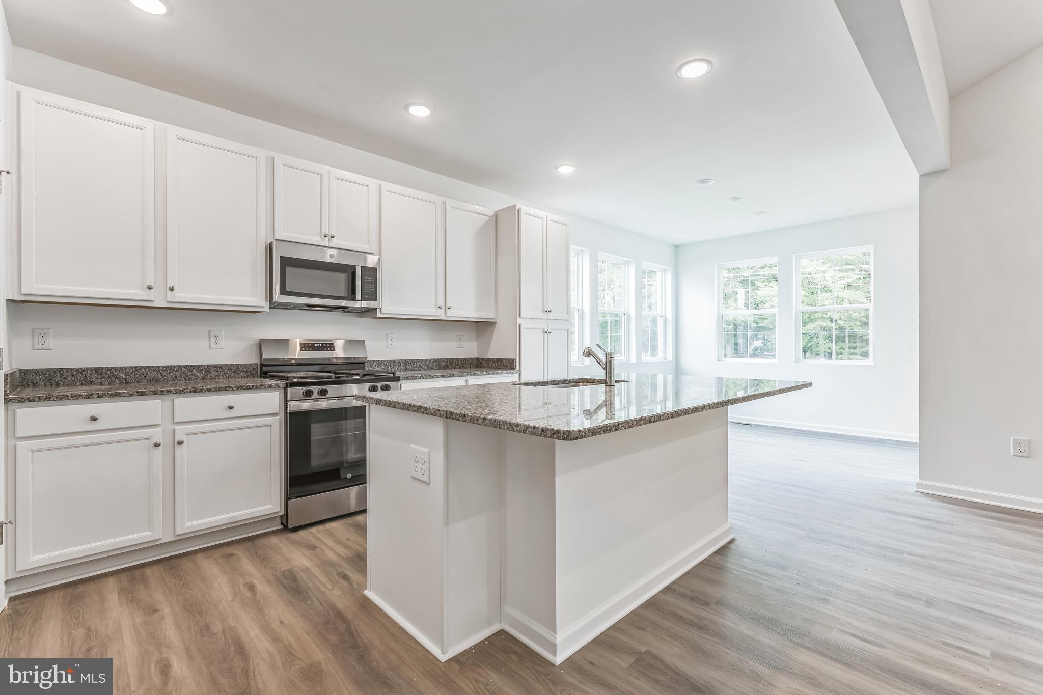 FOUR SEASONS AT SCENIC HARBOR - Residential