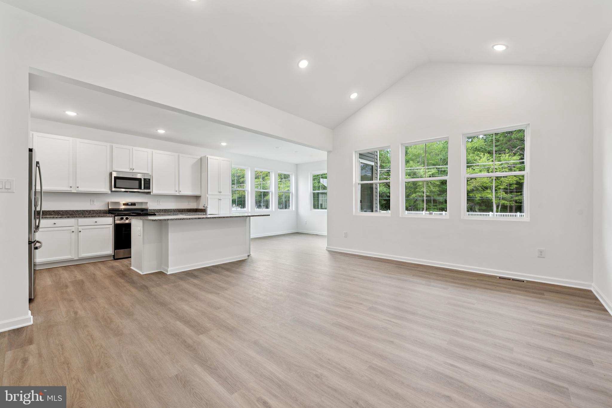 FOUR SEASONS AT SCENIC HARBOR - Residential