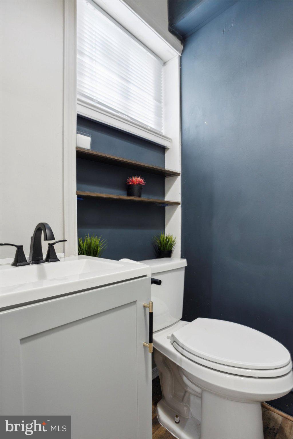 POINT BREEZE - Residential