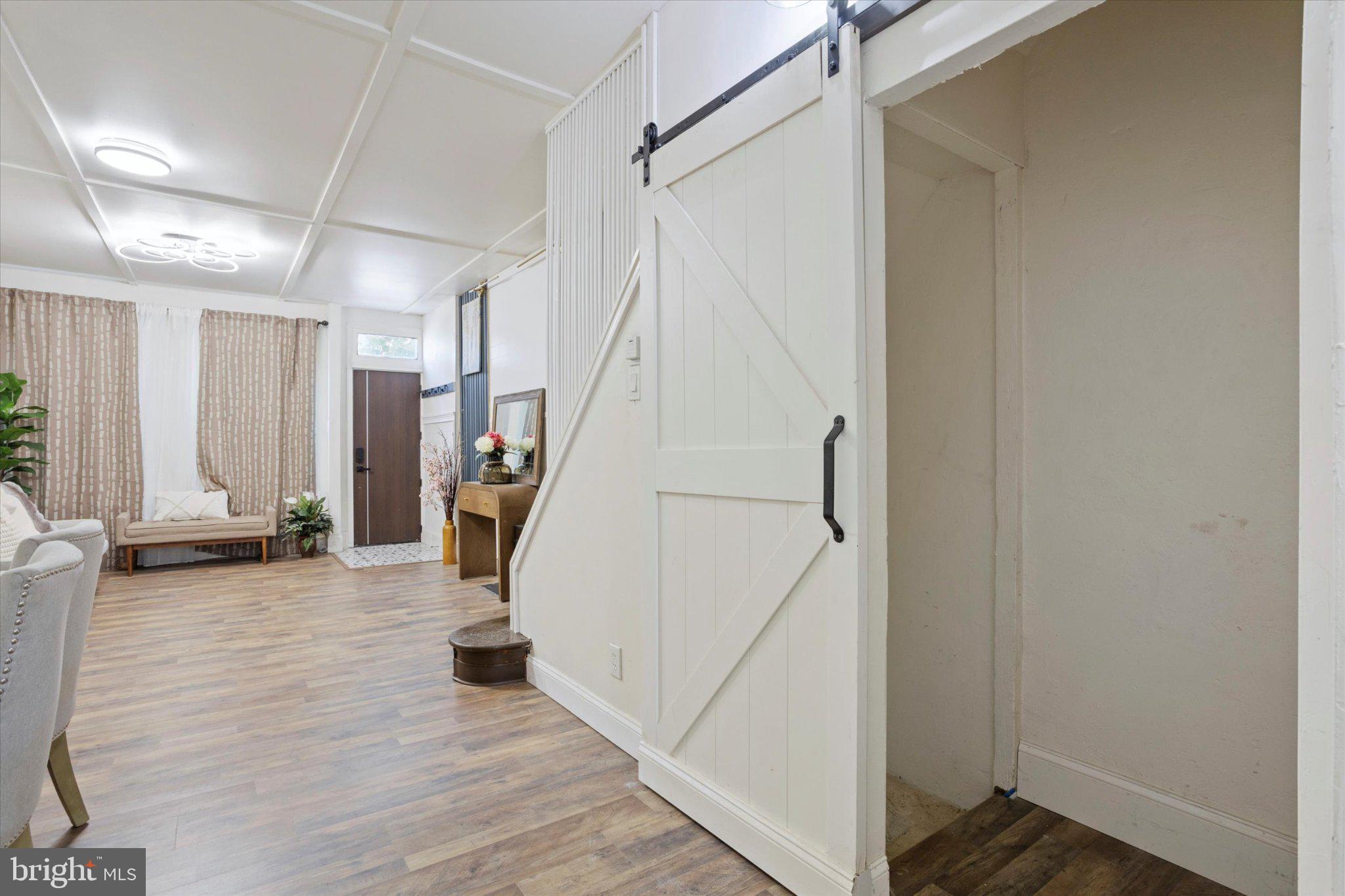 POINT BREEZE - Residential