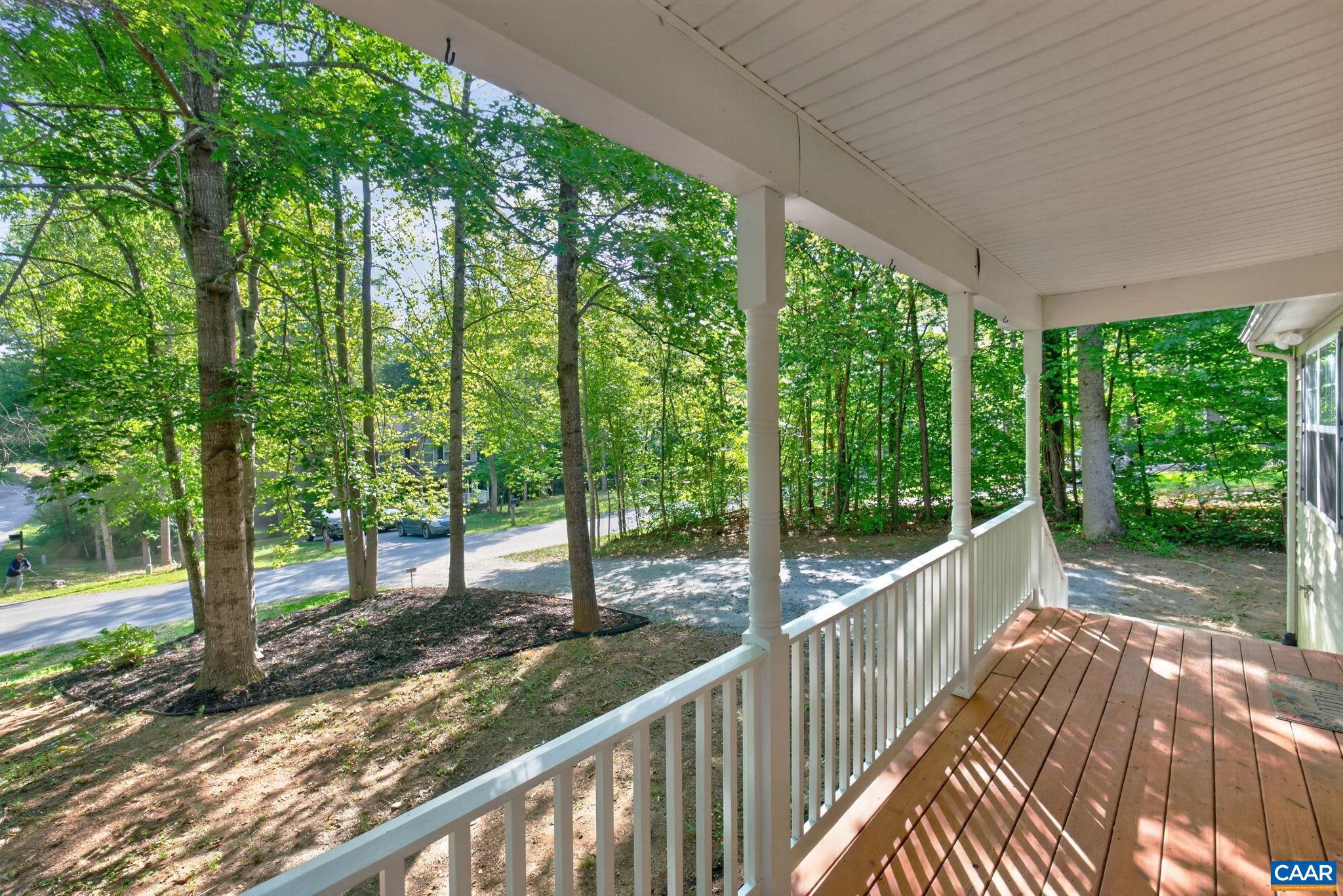 LAKE MONTICELLO - Residential