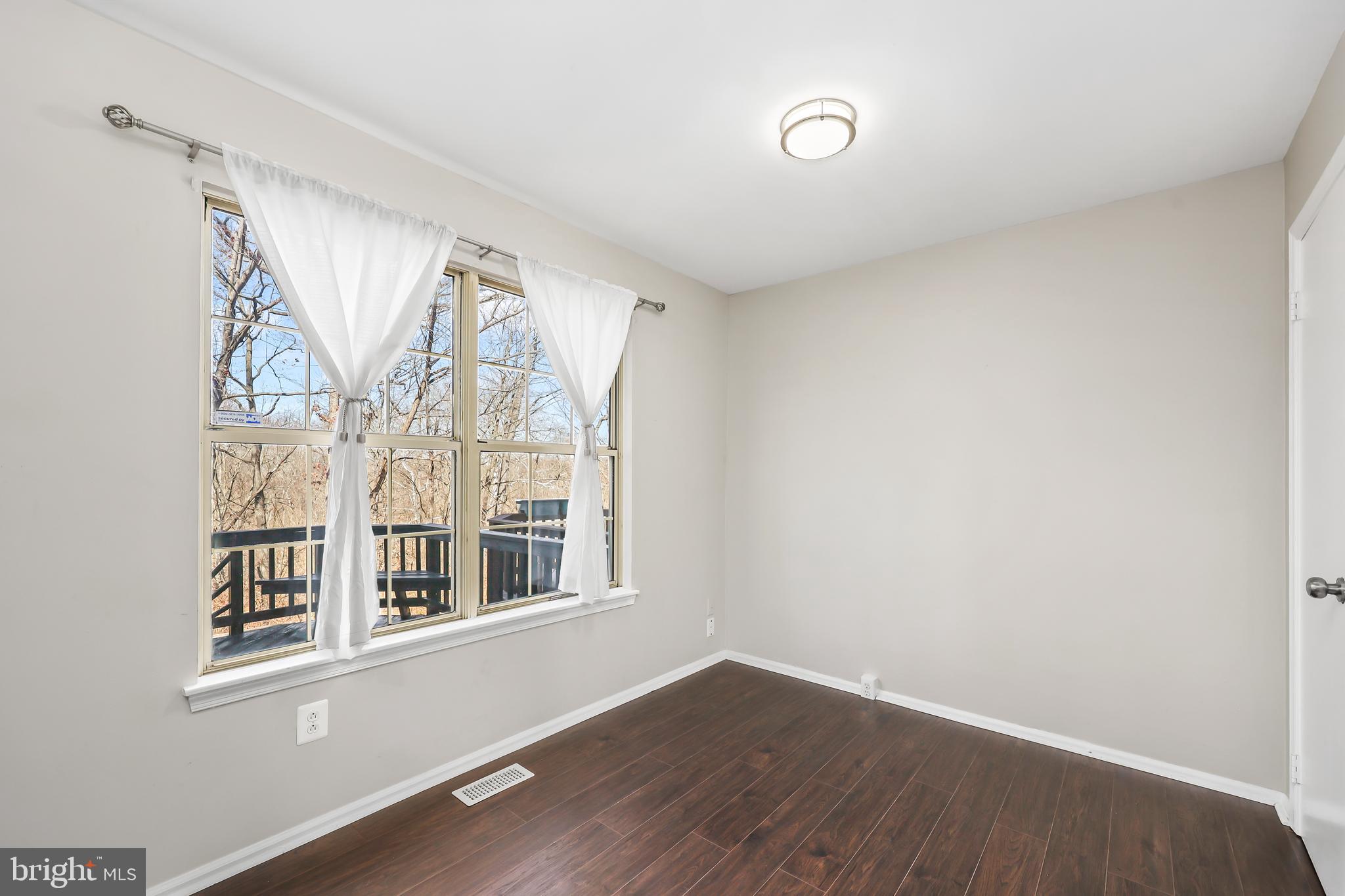 QUAIL HOLLOW - Residential
