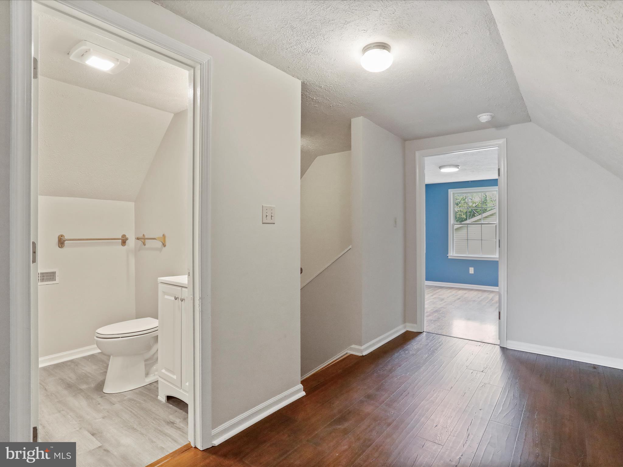 WARDEN ACRES - Residential