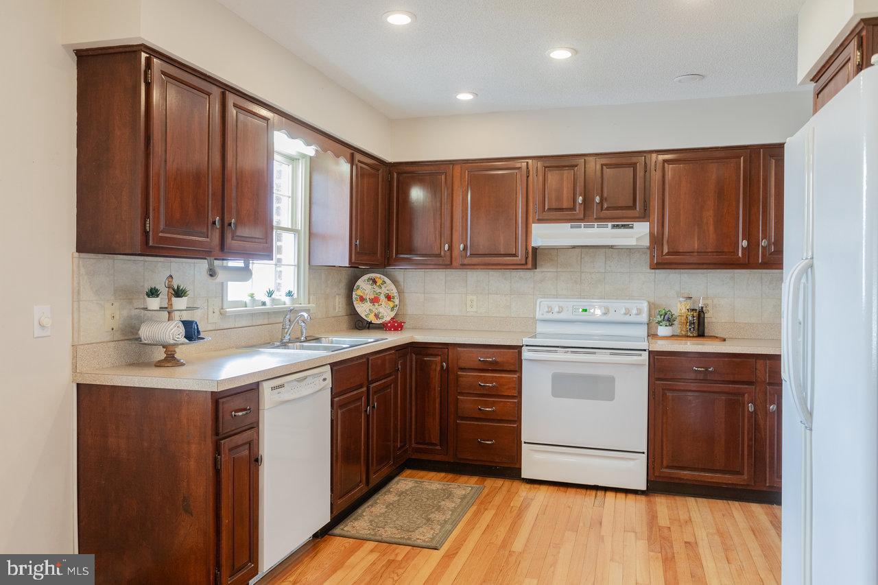 BELMONT ESTATES - Residential
